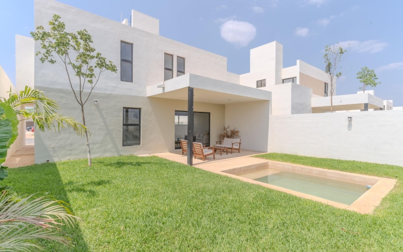 House in gated community with clubhouse, for sale, Conkal, M&eacute;rida