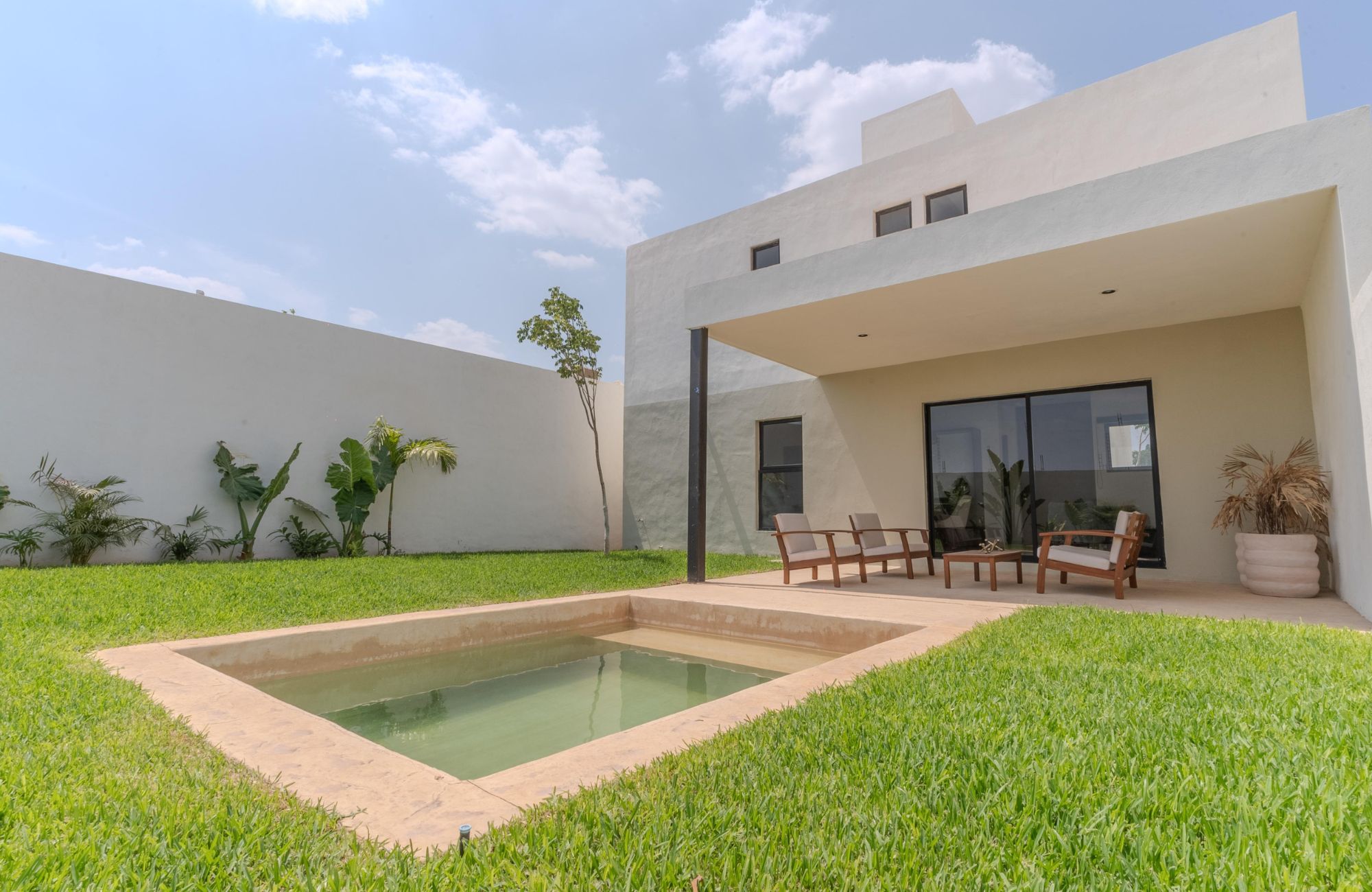 House for sale with garden, terrace, pre-construction, CD Caucel, M&eacute;rida