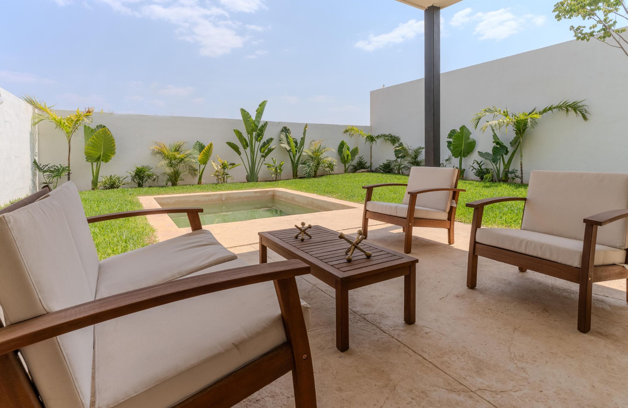 House for sale with garden, terrace, pre-construction, CD Caucel, M&eacute;rida