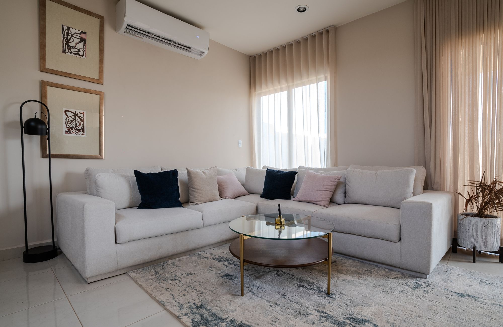 House with pool, solar panel, clubhouse with amenities, pre-sale in Merida