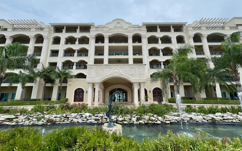 Price Reduction! Luxury ocean-view condo in the South Hotel Zone, Cozumel.