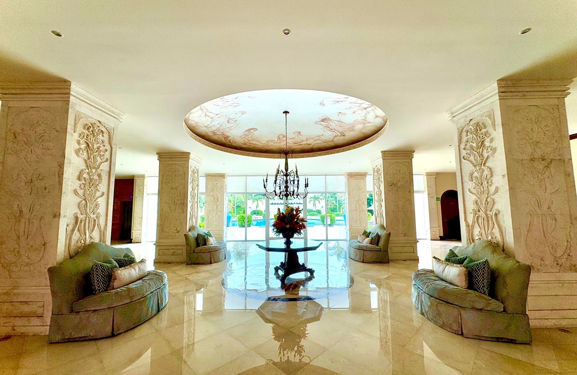 Condo with Infinity Pool for Sale, North Hotel Zone, Cozumel