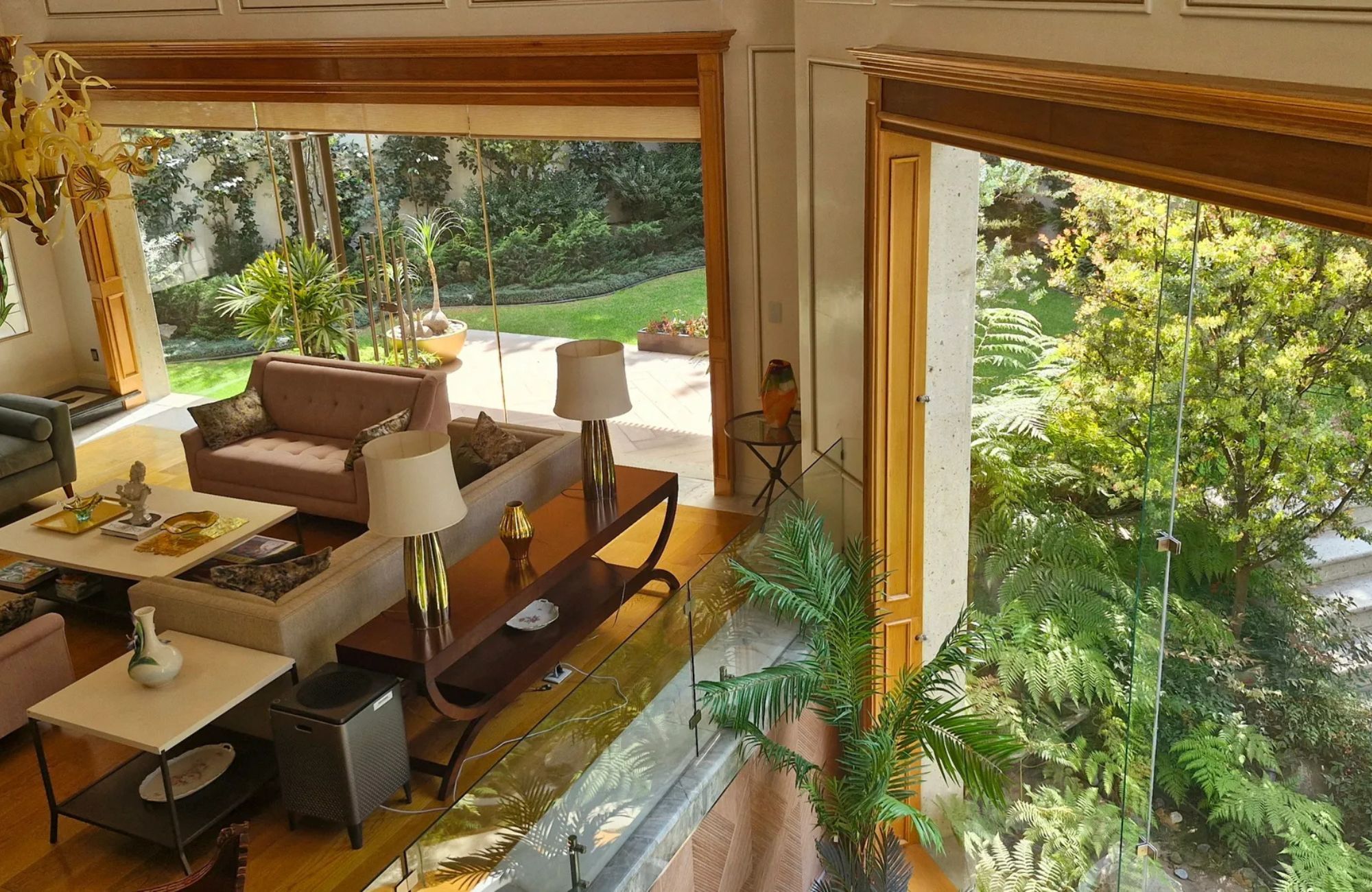 Luxury Lakefront Villa with Italian Design - Bosques de las Lomas, Mexico City