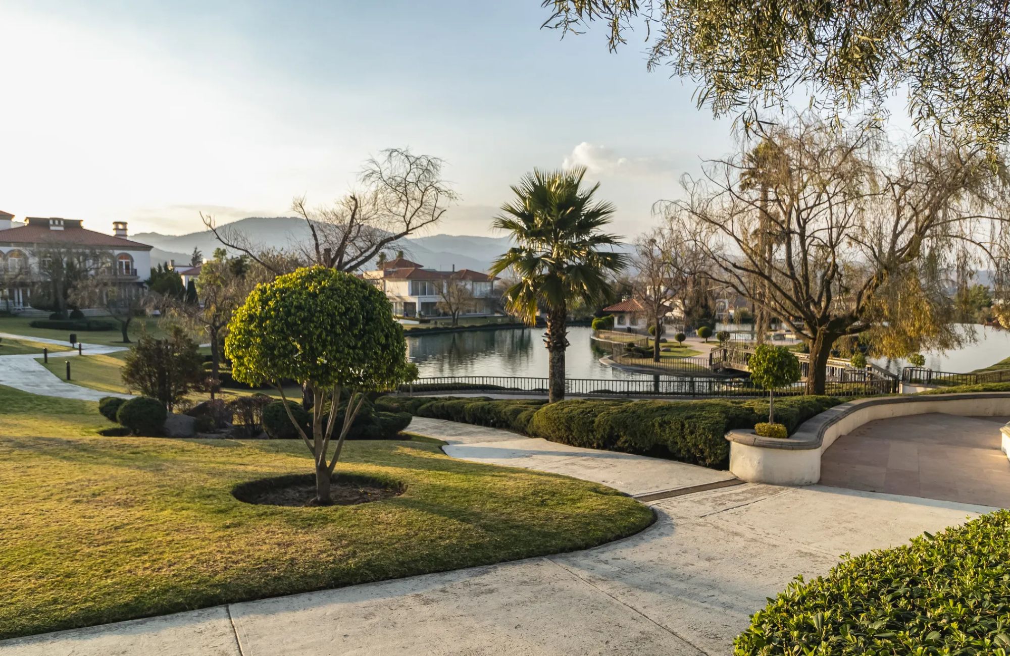 Luxury Lakefront Villa with Italian Design - Bosques de las Lomas, Mexico City