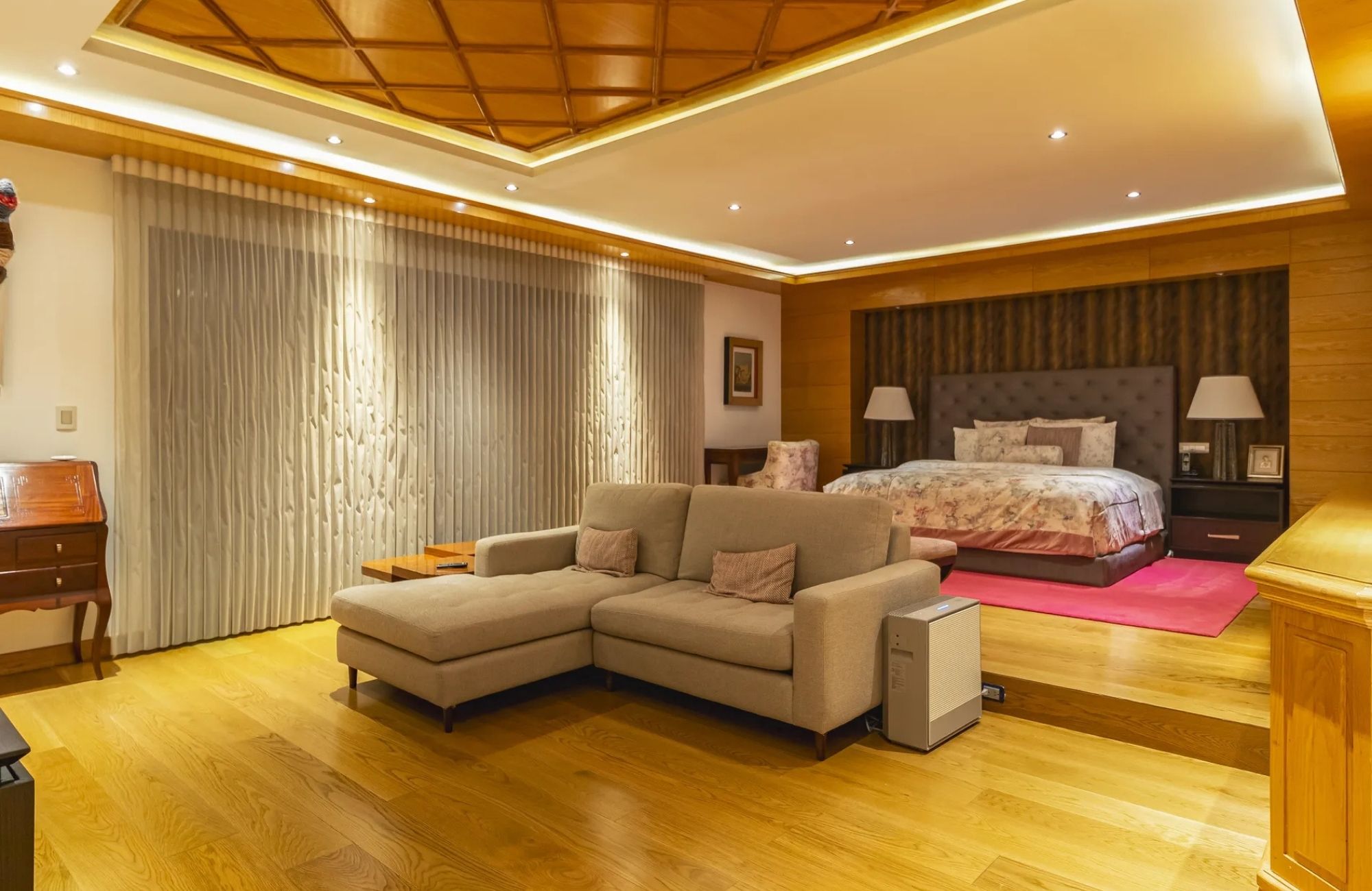 Luxury Lakefront Villa with Italian Design - Bosques de las Lomas, Mexico City