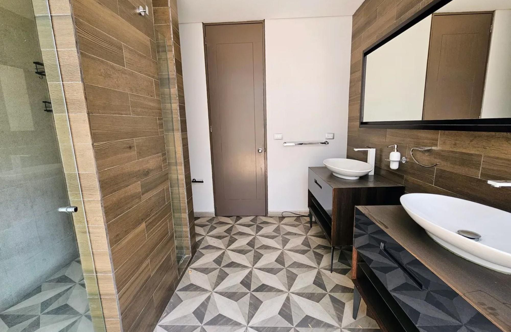 Condominium with Terrace, with maid&amp;#39;s room with bathroom for sale, Polanco, Mexico City.