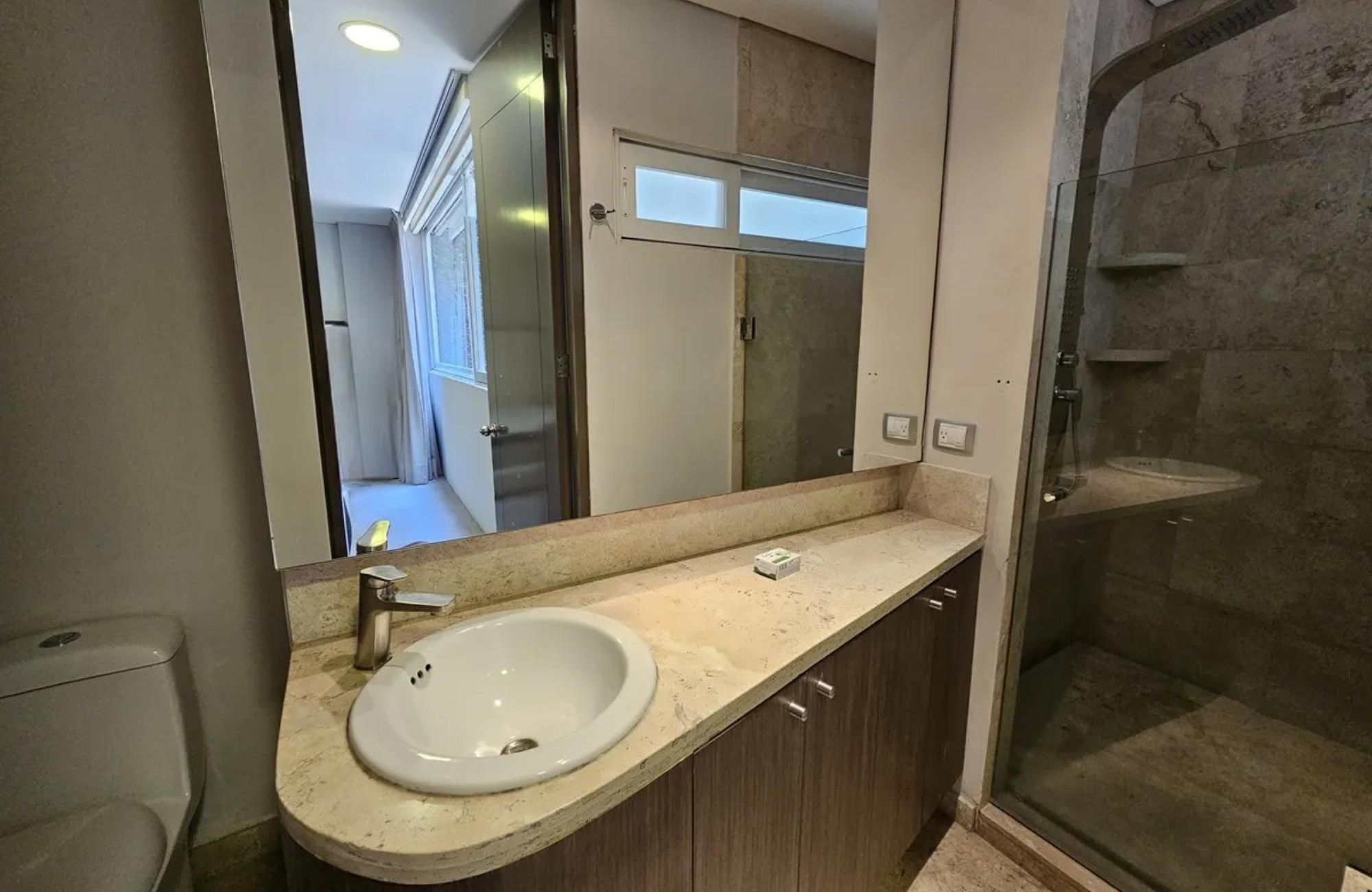 Condominium with Terrace, with maid&amp;#39;s room with bathroom for sale, Polanco, Mexico City.