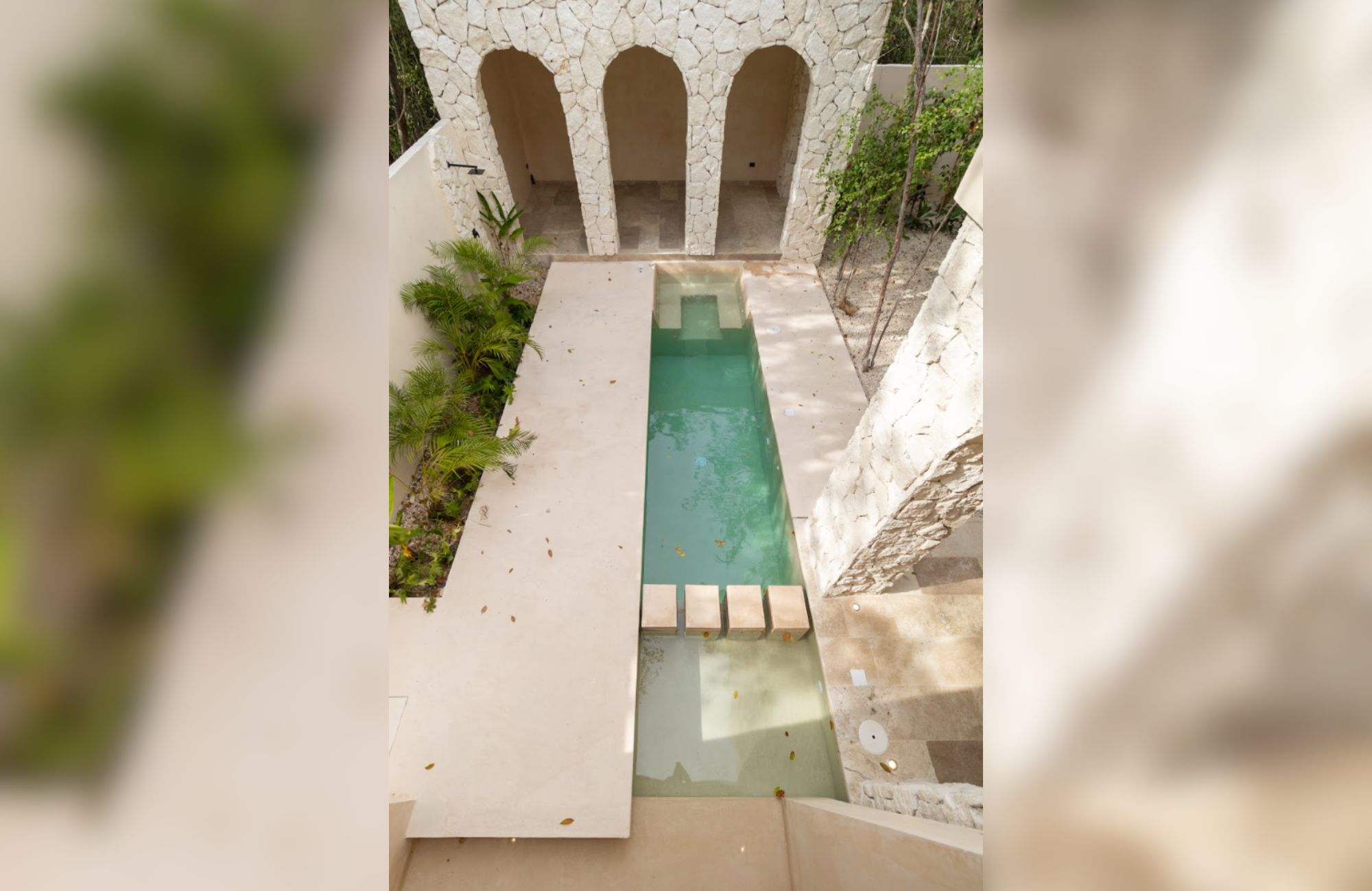 5 bedroom house, with private pool, hot tub spa, smart key card, amenities: gym, juice and coffee bar, common pool, in Aldea Zama, Tulum