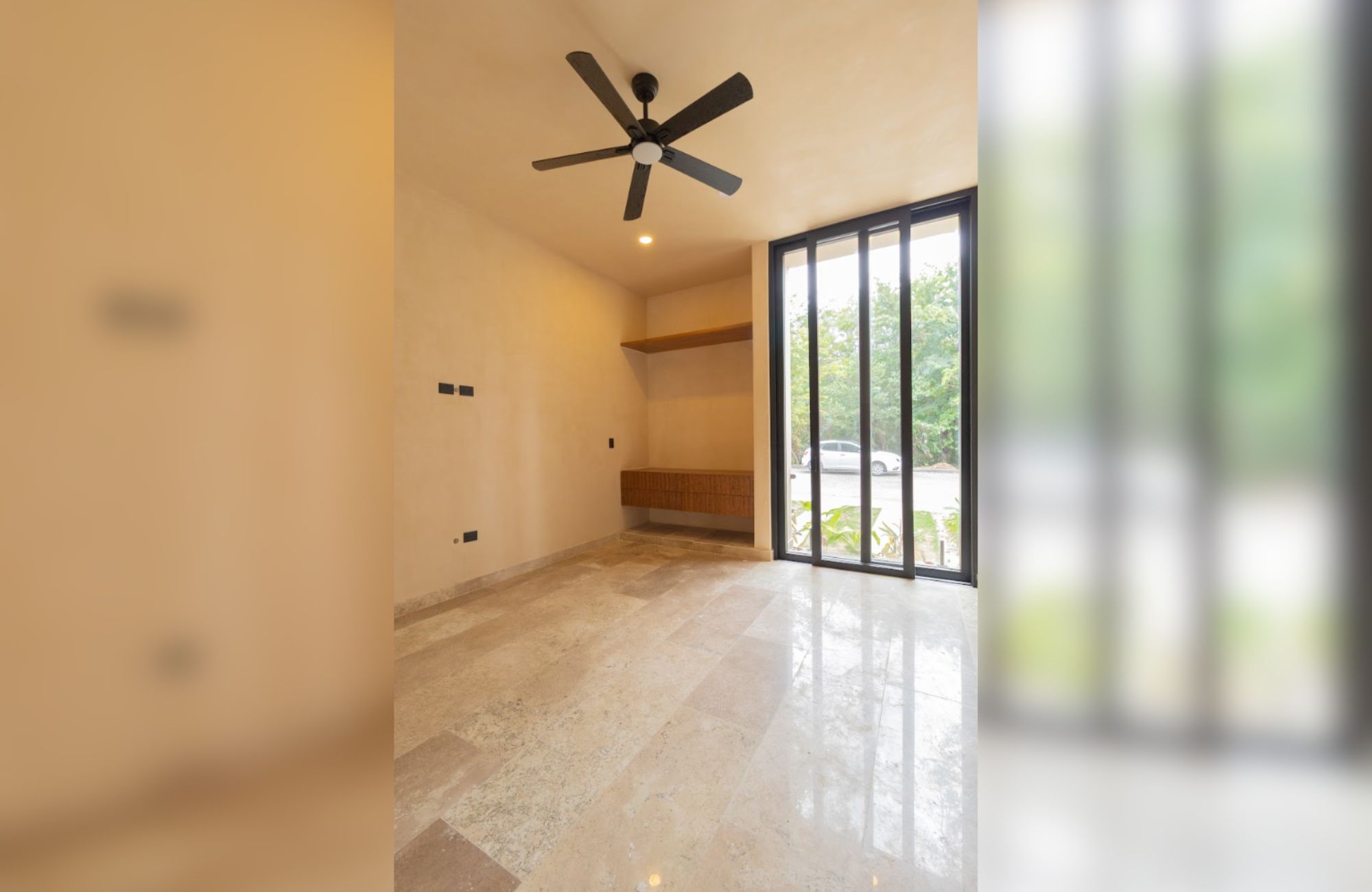 5 bedroom house, with private pool, hot tub spa, smart key card, amenities: gym, juice and coffee bar, common pool, in Aldea Zama, Tulum