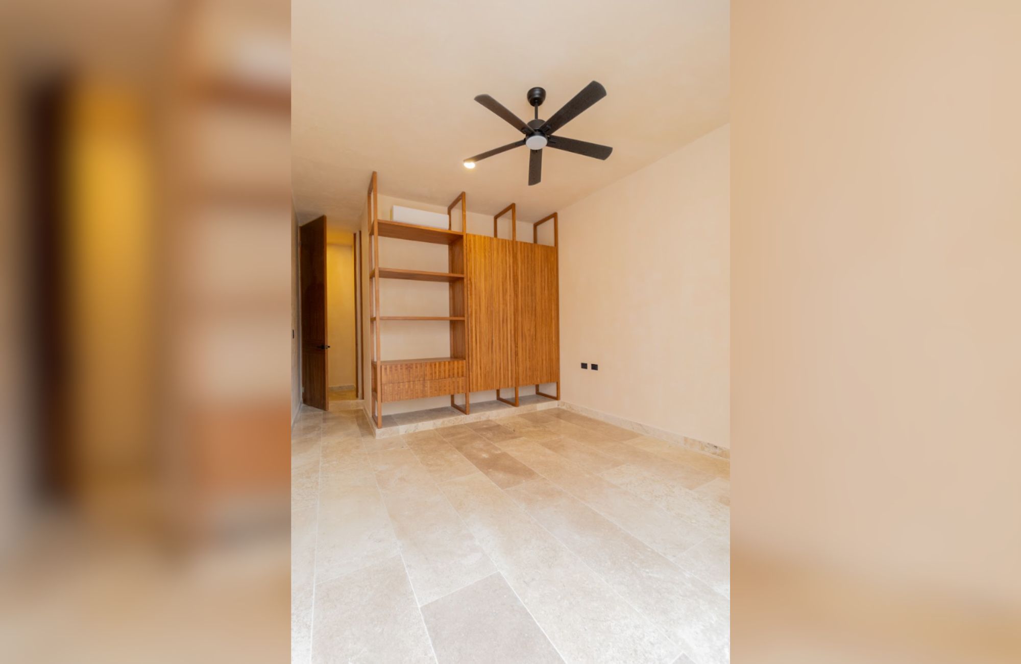 5 bedroom house, with private pool, hot tub spa, smart key card, amenities: gym, juice and coffee bar, common pool, in Aldea Zama, Tulum