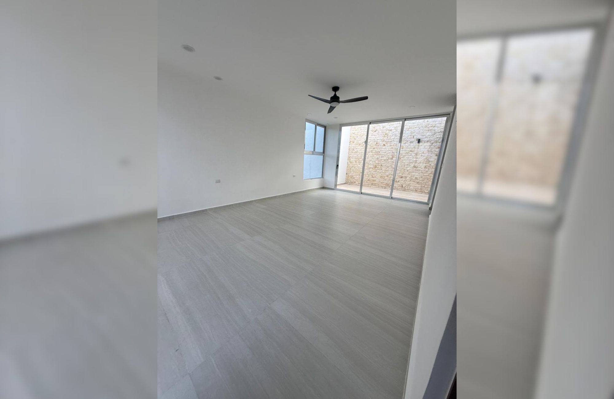 Two-story residence with private pool for sale, Xcanat&uacute;n, M&eacute;rida