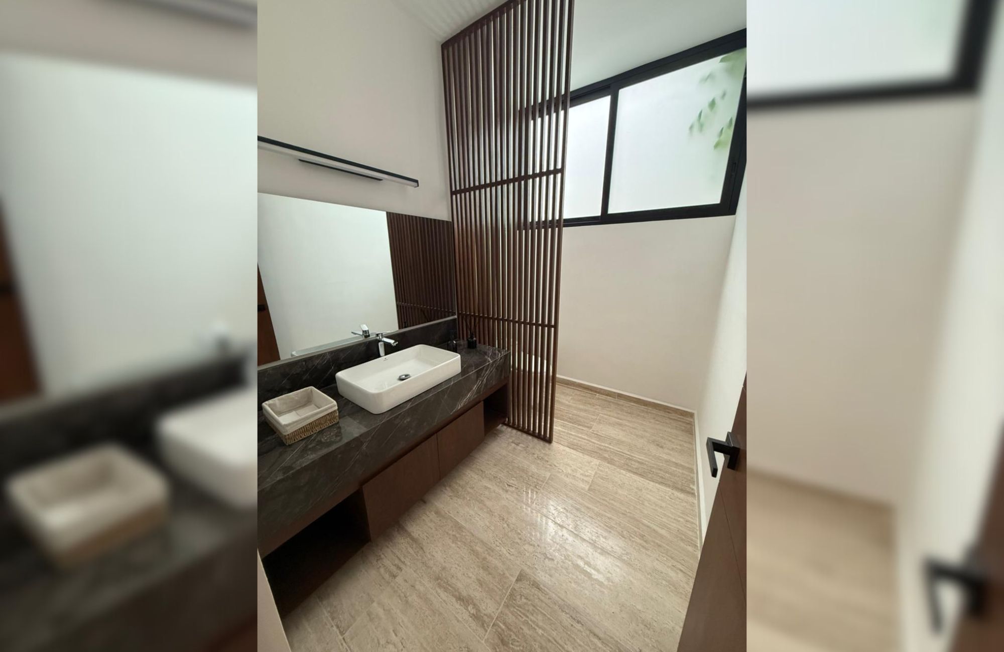 Luxury House with Pool and Garden for Sale, Yucat&aacute;n Country Club, M&eacute;rida