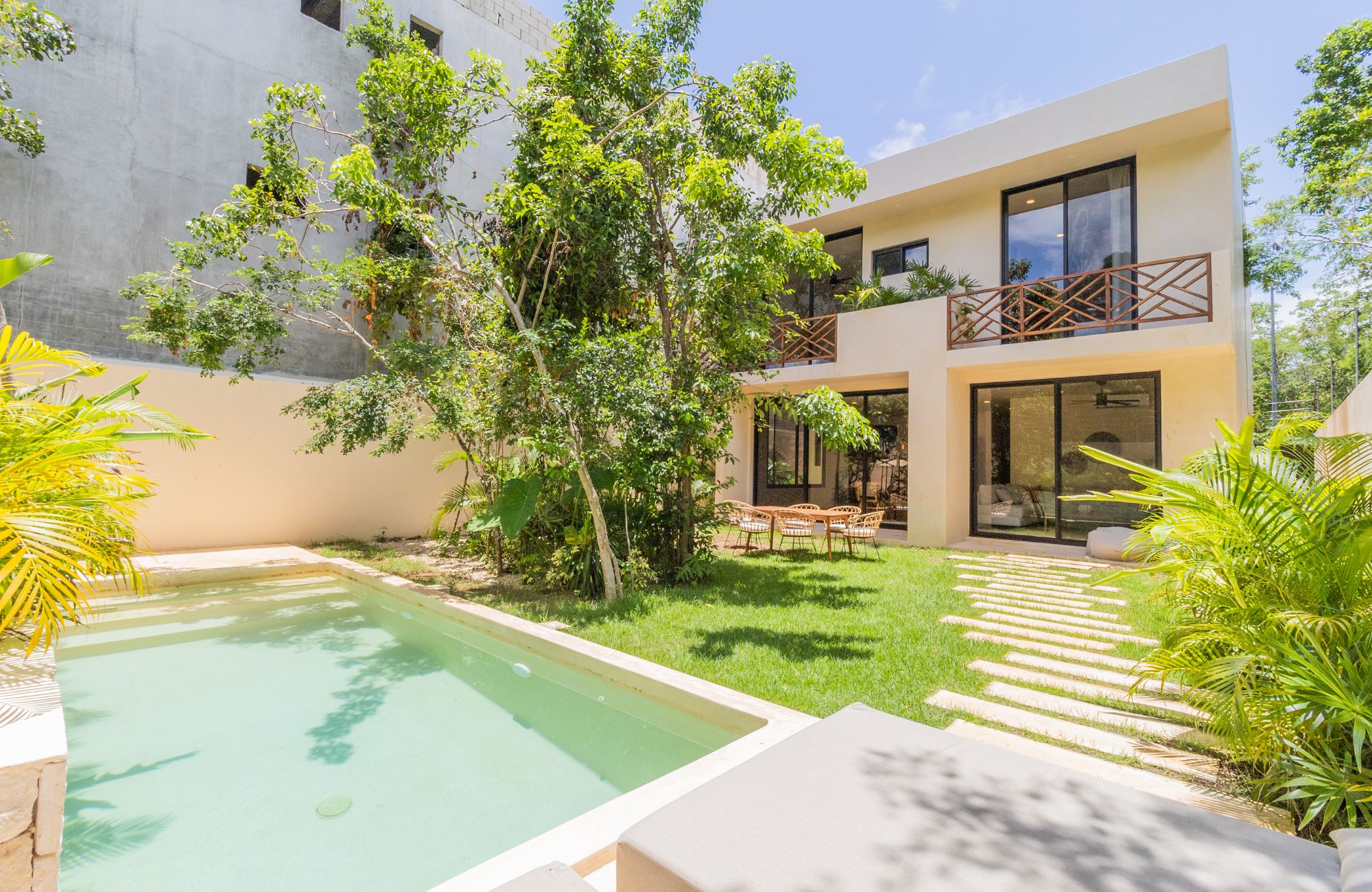 House with beach club, private pool and clubhouse, for Sale, Xpu-Ha Tulum