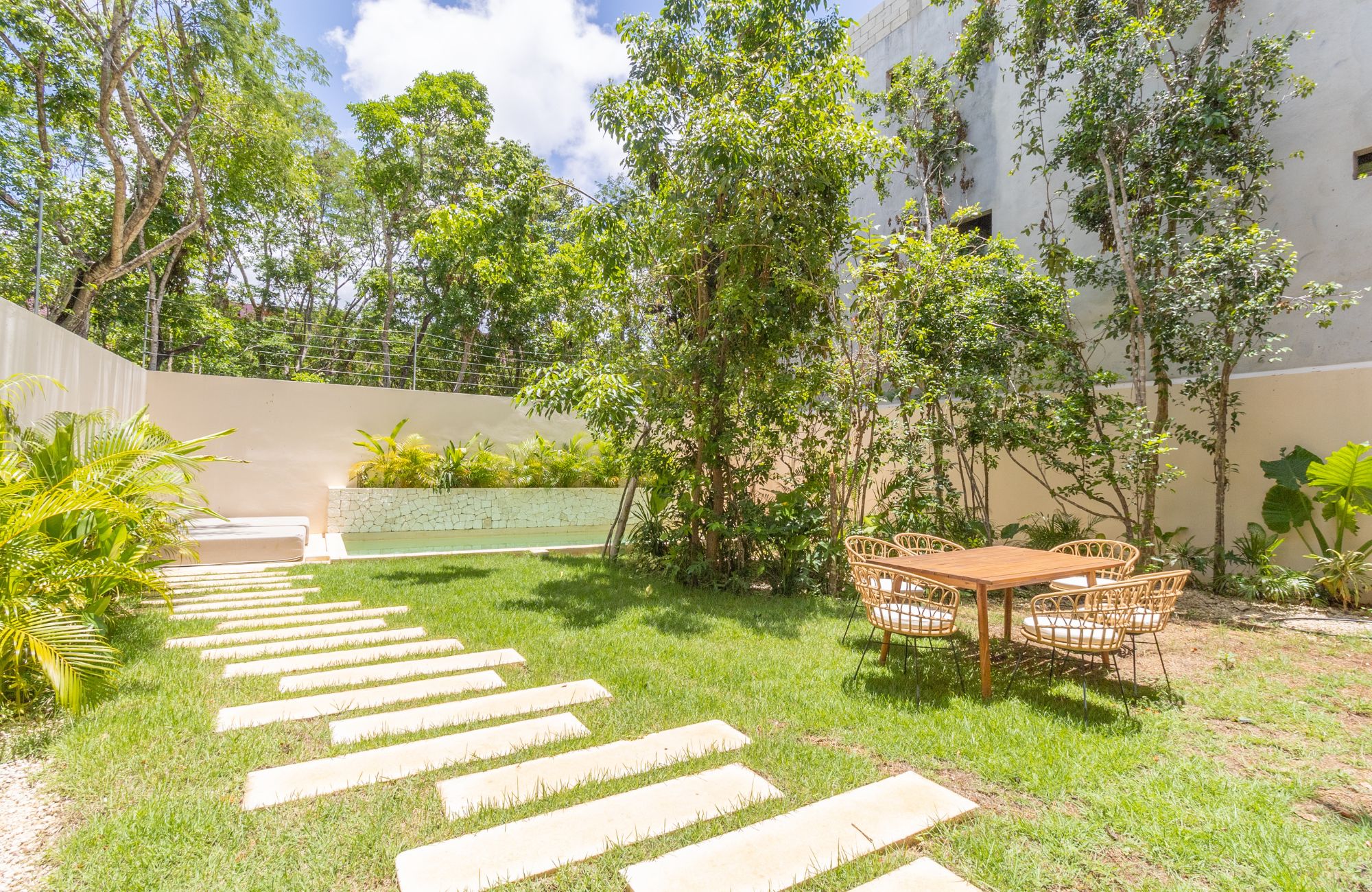 House with beach club, private pool and clubhouse, for Sale, Xpu-Ha Tulum