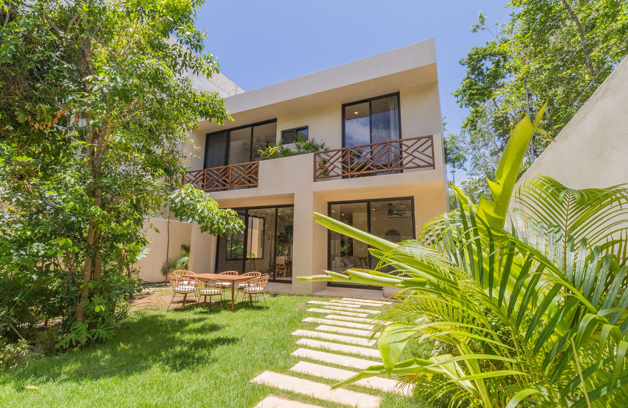 House with beach club, private pool and clubhouse, for Sale, Xpu-Ha Tulum