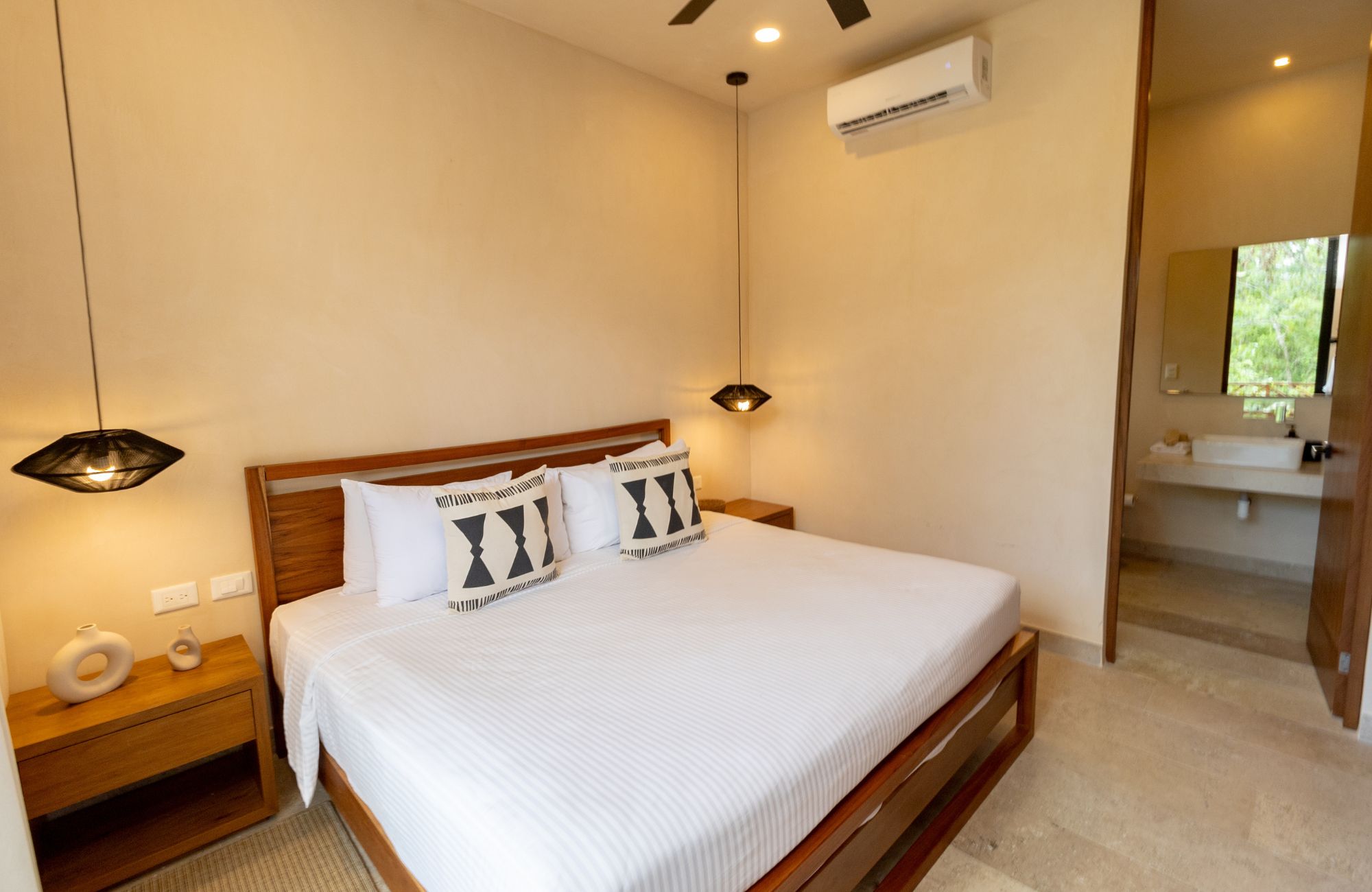 House with beach club, private pool and clubhouse, for Sale, Xpu-Ha Tulum