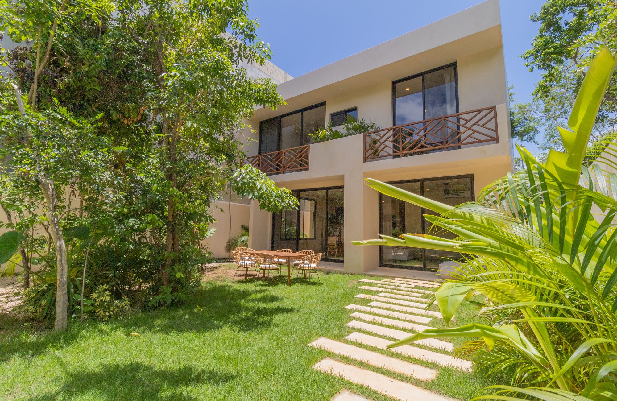 House with beach club, private pool and clubhouse, for Sale, Xpu-Ha Tulum