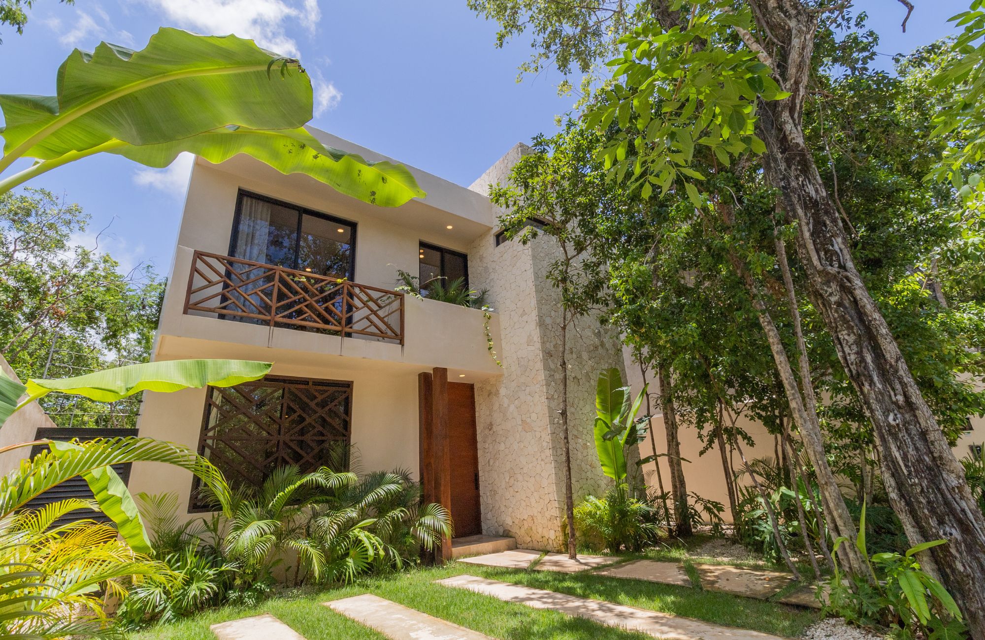 House with beach club, private pool and clubhouse, for Sale, Xpu-Ha Tulum