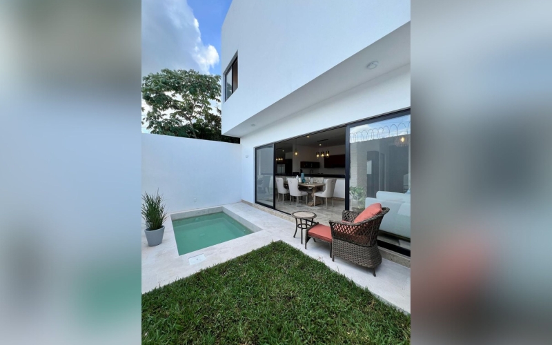 Home with Private Garden and Pool in Gated Community &ndash; Av. Huayac&aacute;n, Canc&uacute;n