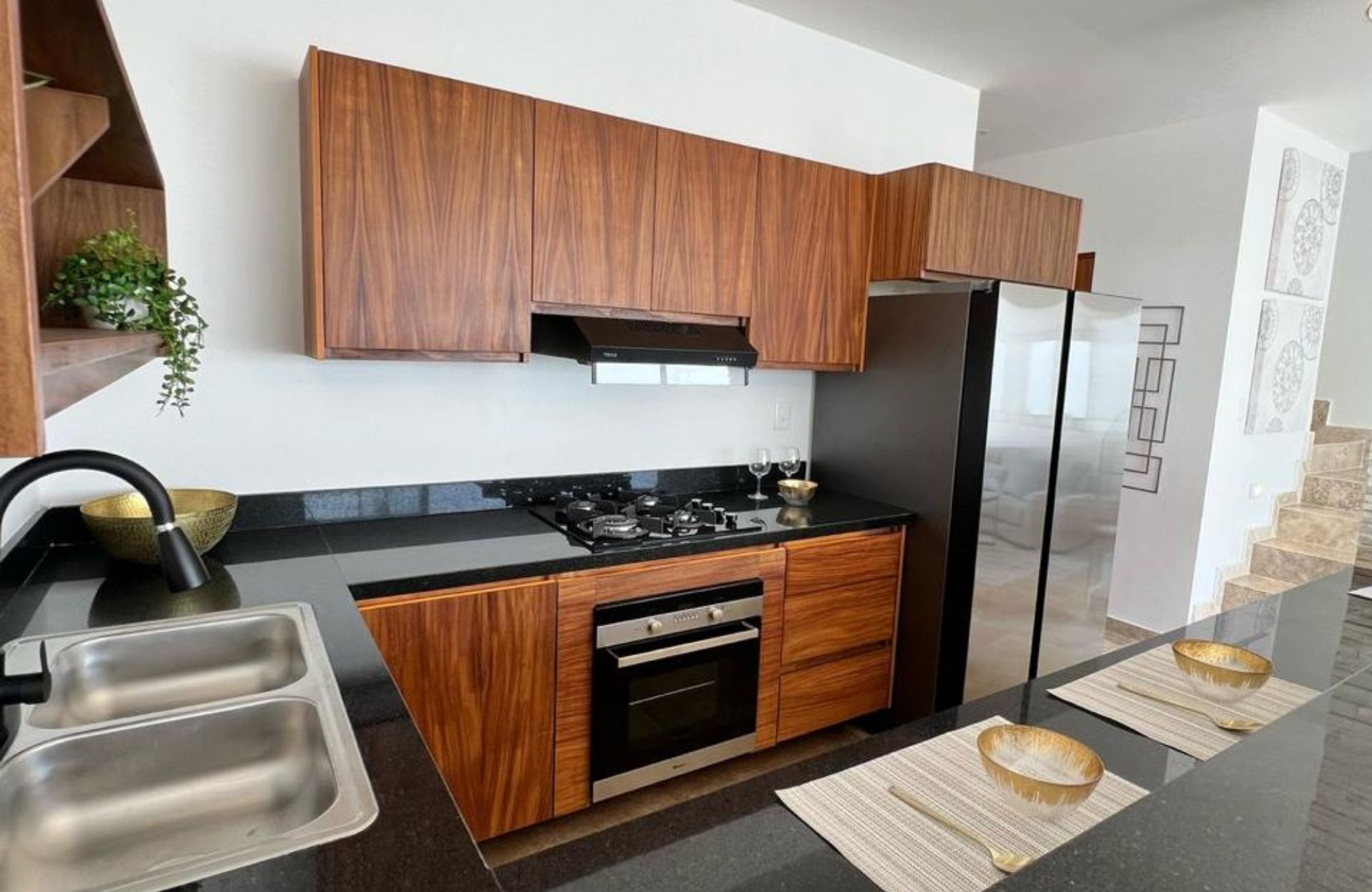 House for sale in Artika Canc&uacute;n, gated community with pool, Av. Prol. La Luna, Canc&uacute;n