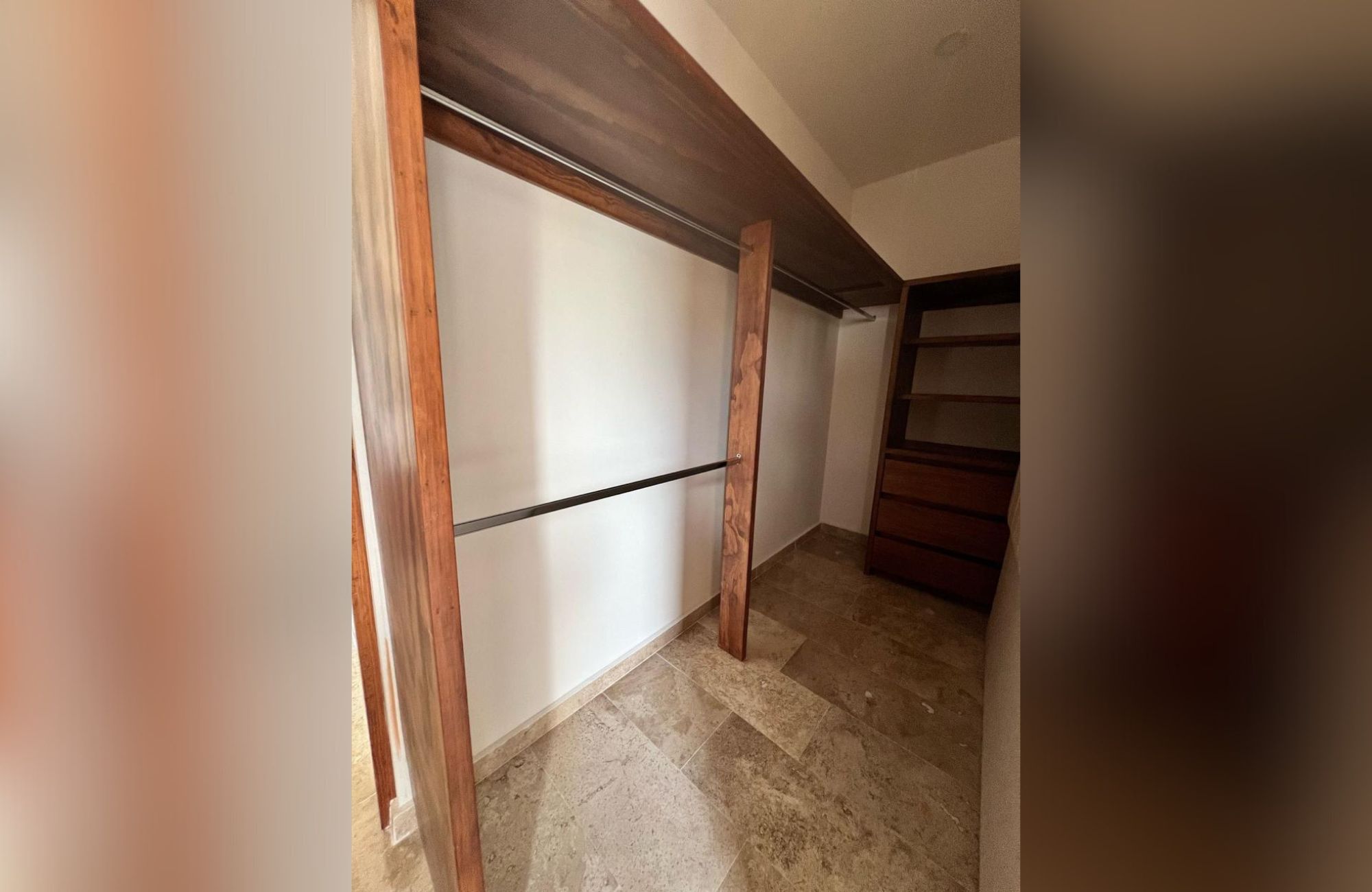 House for sale in Artika Canc&uacute;n, gated community with pool, Av. Prol. La Luna, Canc&uacute;n