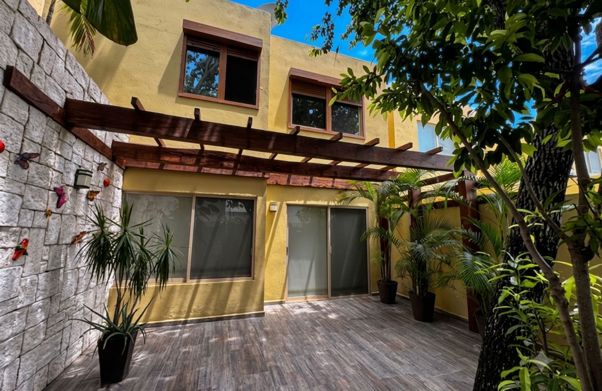 Furnished home with pool, cenote, and Clubhouse for sale, Allegranza Playa del Carmen