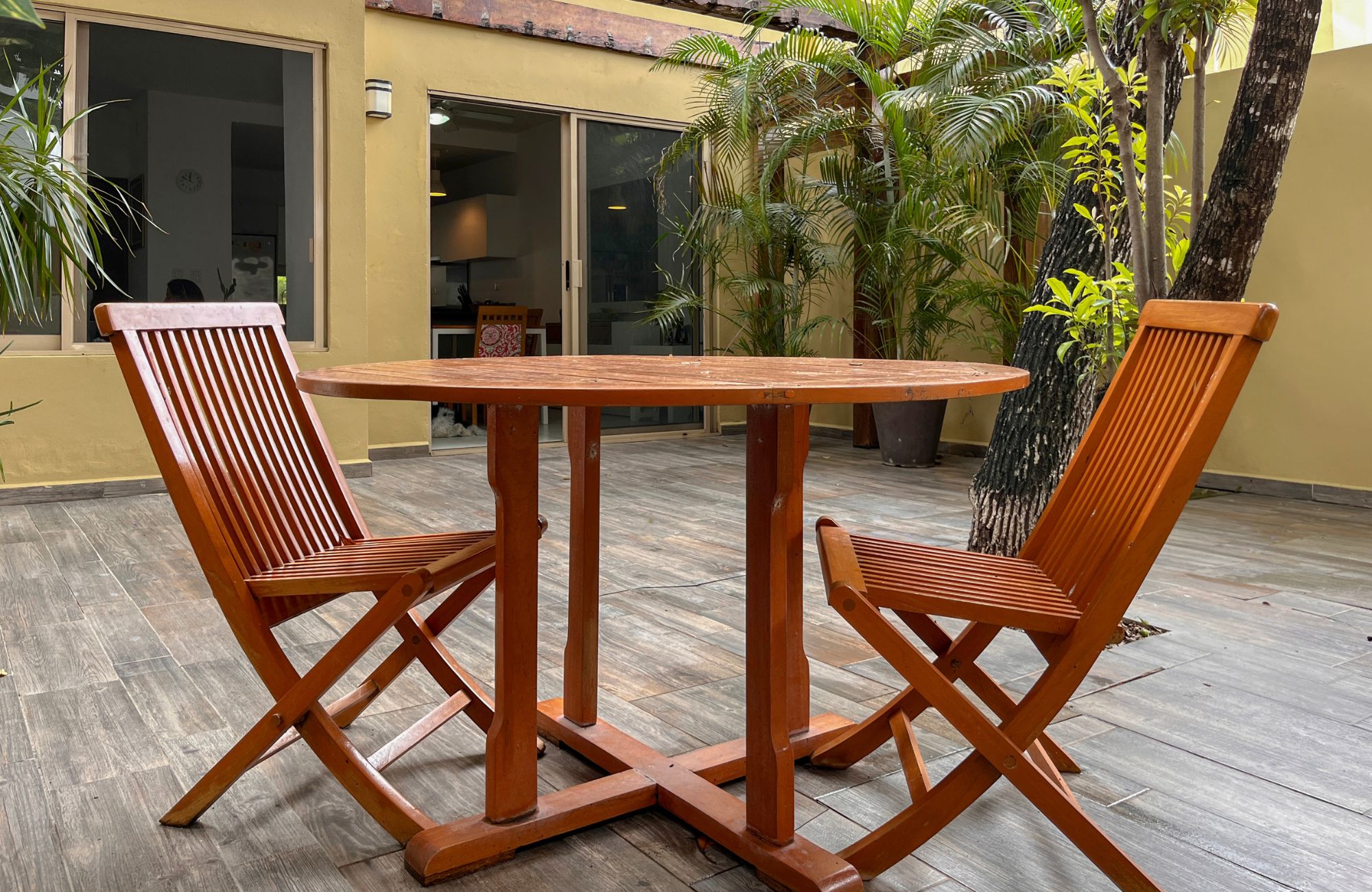 House in private community with clubhouse, children&amp;#39;s playground, pool with swimming lane, paddle tennis court, 7,000 m2 of green areas