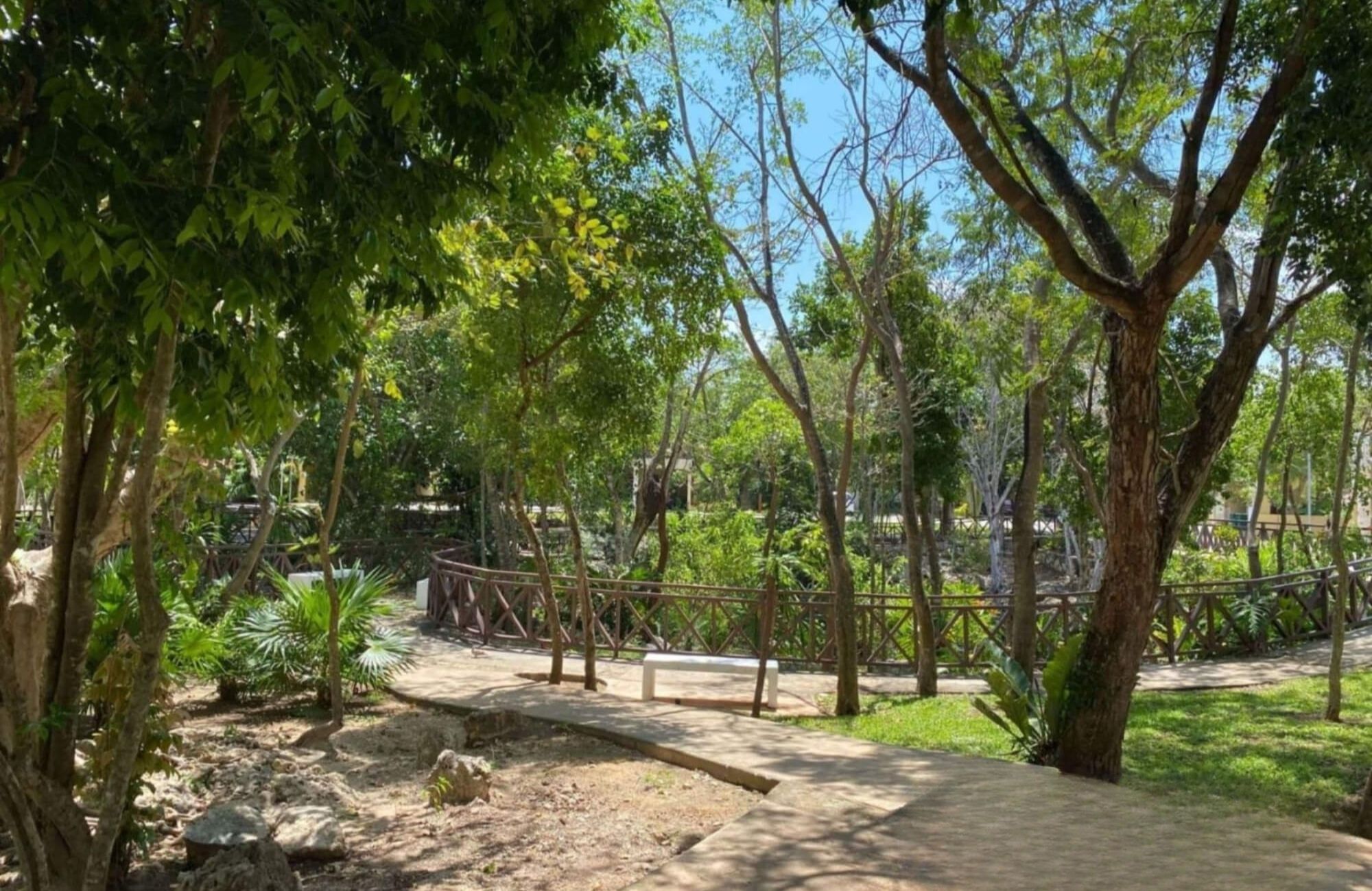 Casa con balc&oacute;n, alberca com&uacute;n, Pre-construcci&oacute;n, Selvanova, Playa del Carmen