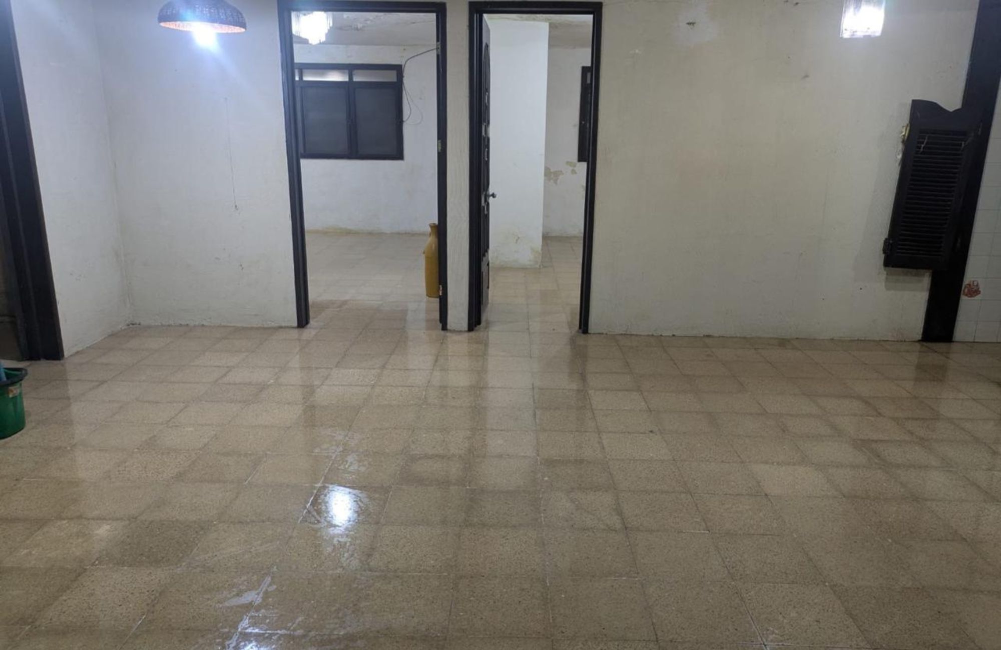 House with terrace adaptable into 2 apartments for sale, Flamingos, Cozumel