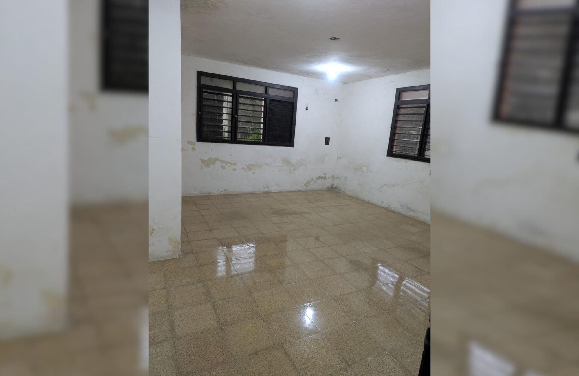 House with terrace adaptable into 2 apartments for sale, Flamingos, Cozumel