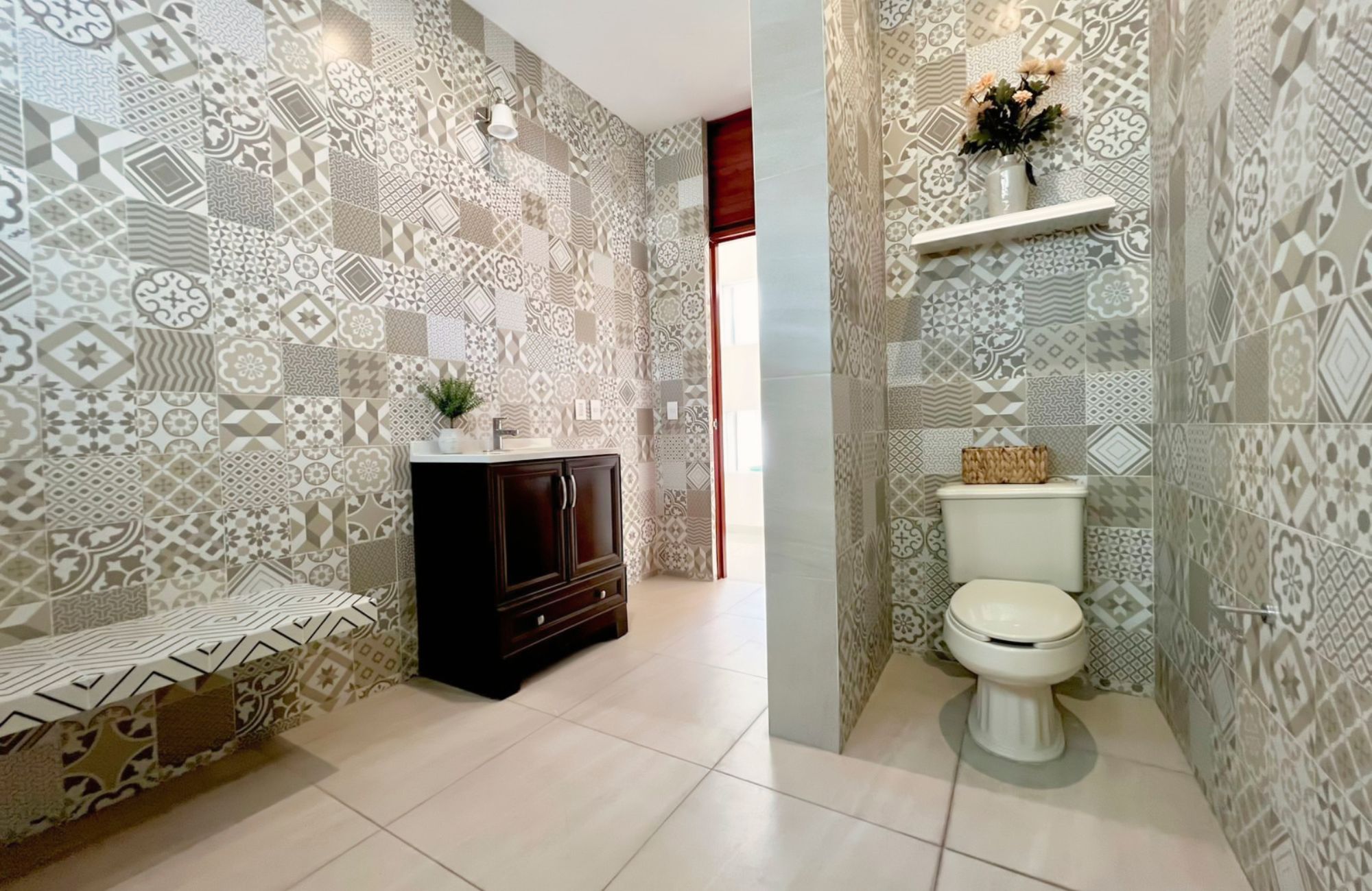 House for sale in a gated community with a gastronomic center, Xpu-ha, Quintana Roo