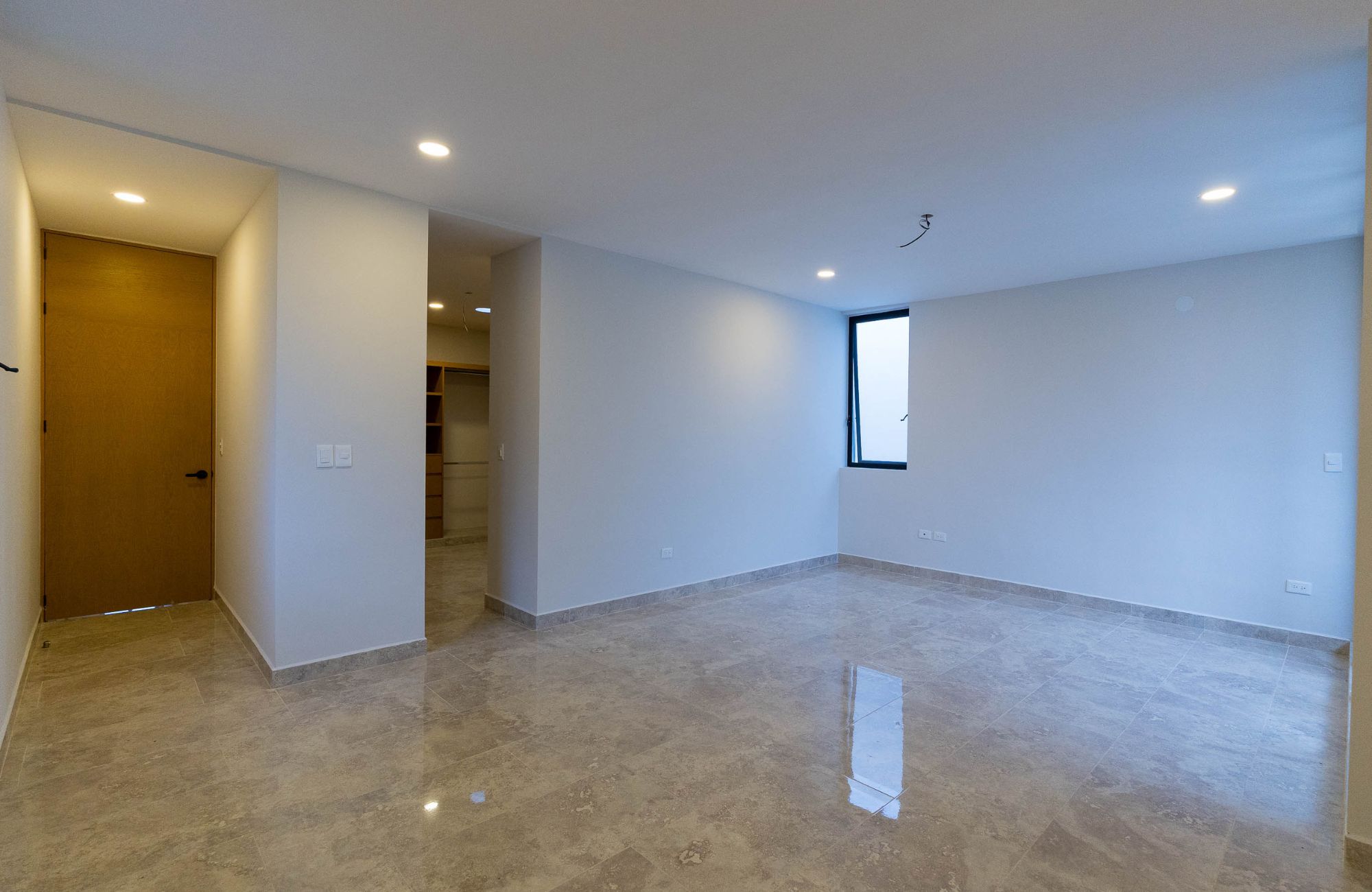 House with Private Pool, Two-Story, for Sale in Temoz&oacute;n Norte, M&eacute;rida