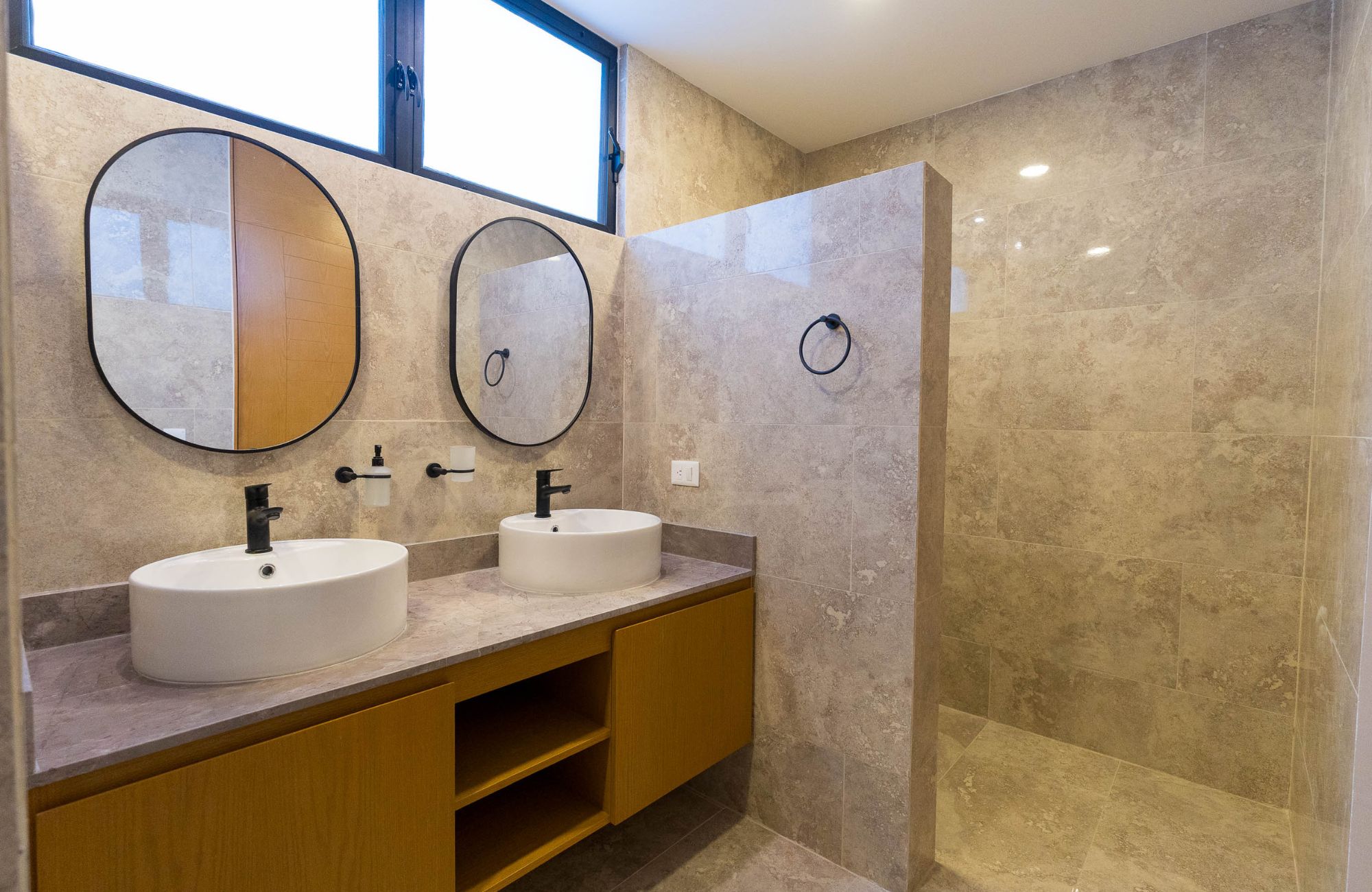 House with Private Pool, Two-Story, for Sale in Temoz&oacute;n Norte, M&eacute;rida