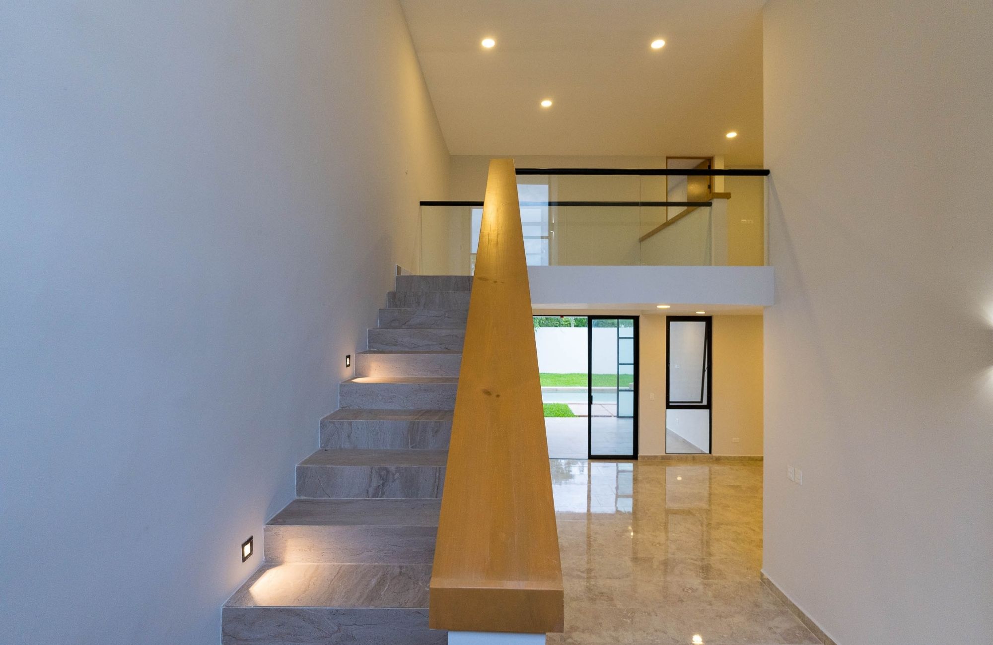 House with Private Pool, Two-Story, for Sale in Temoz&oacute;n Norte, M&eacute;rida