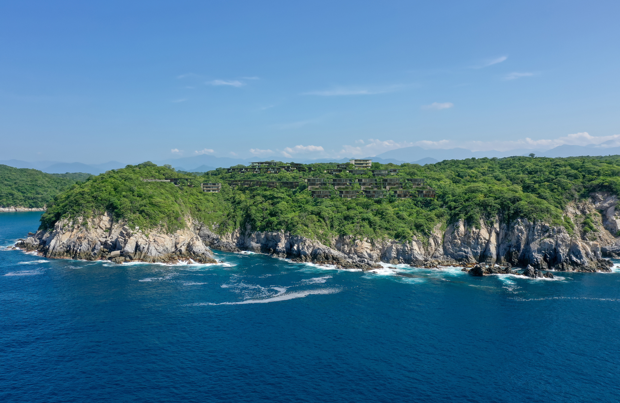 Oceanfront penthouse, beach club, spa and more, pre-sale El Tejon Huatulco
