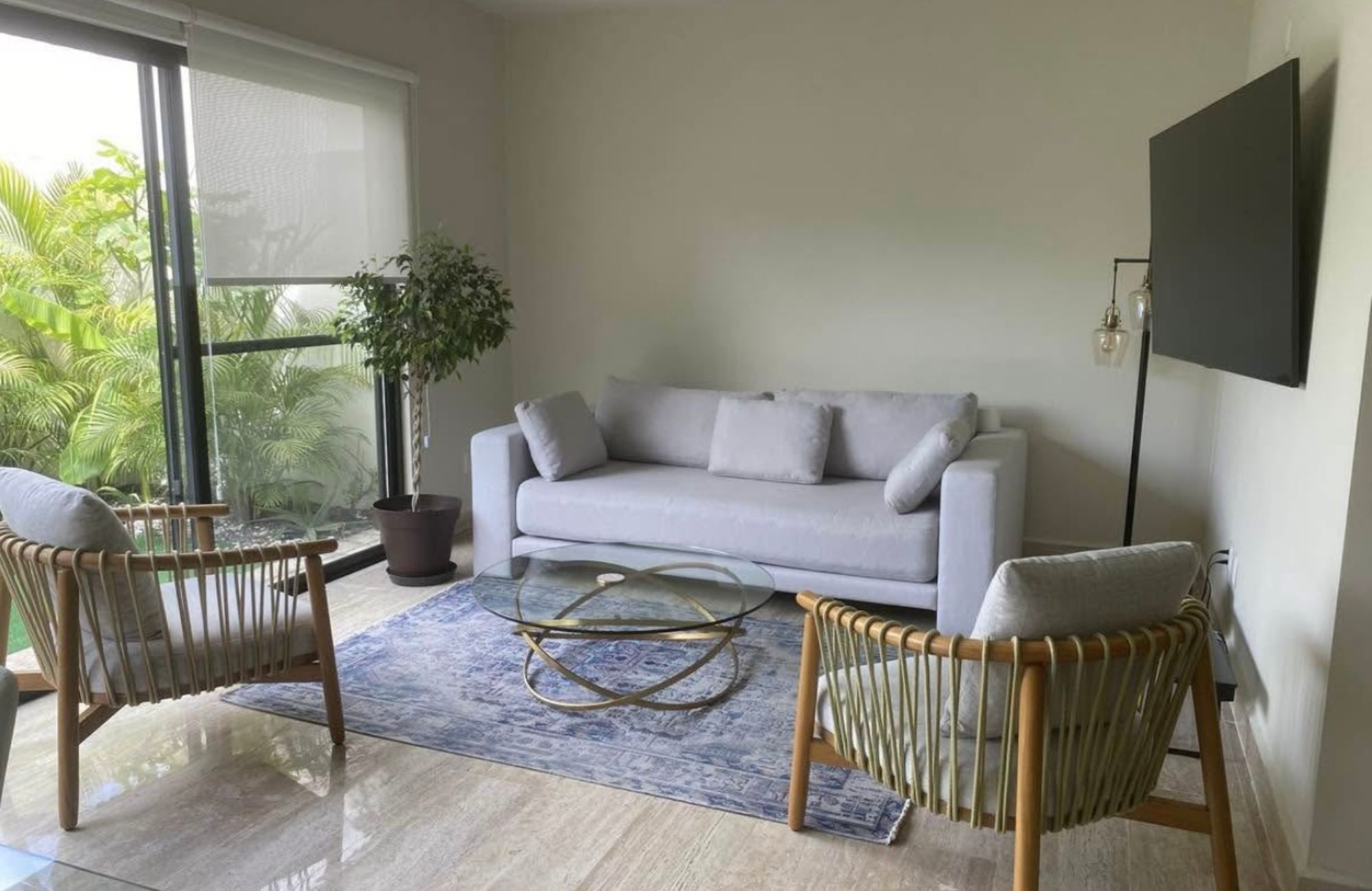 House for sale in Artika Canc&uacute;n, gated community with pool, Av. Prol. La Luna, Canc&uacute;n