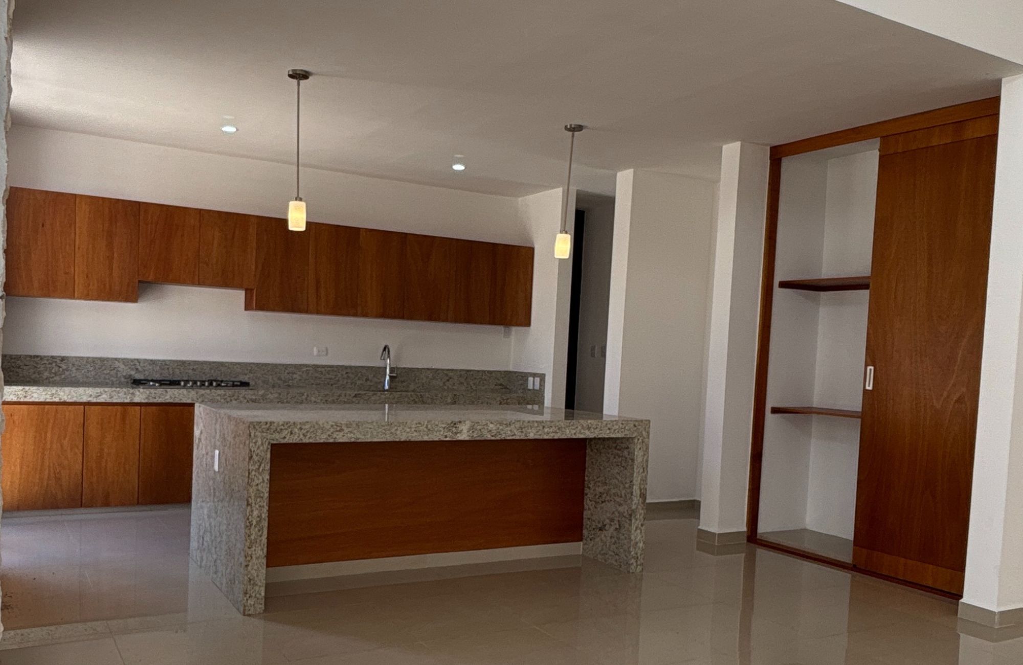 Villa with Direct Beach Access for Sale, Chicxulub, Yucat&aacute;n