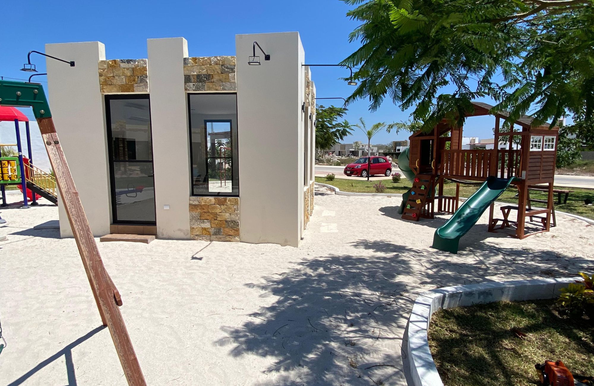 Villa with Direct Beach Access for Sale, Chicxulub, Yucat&aacute;n