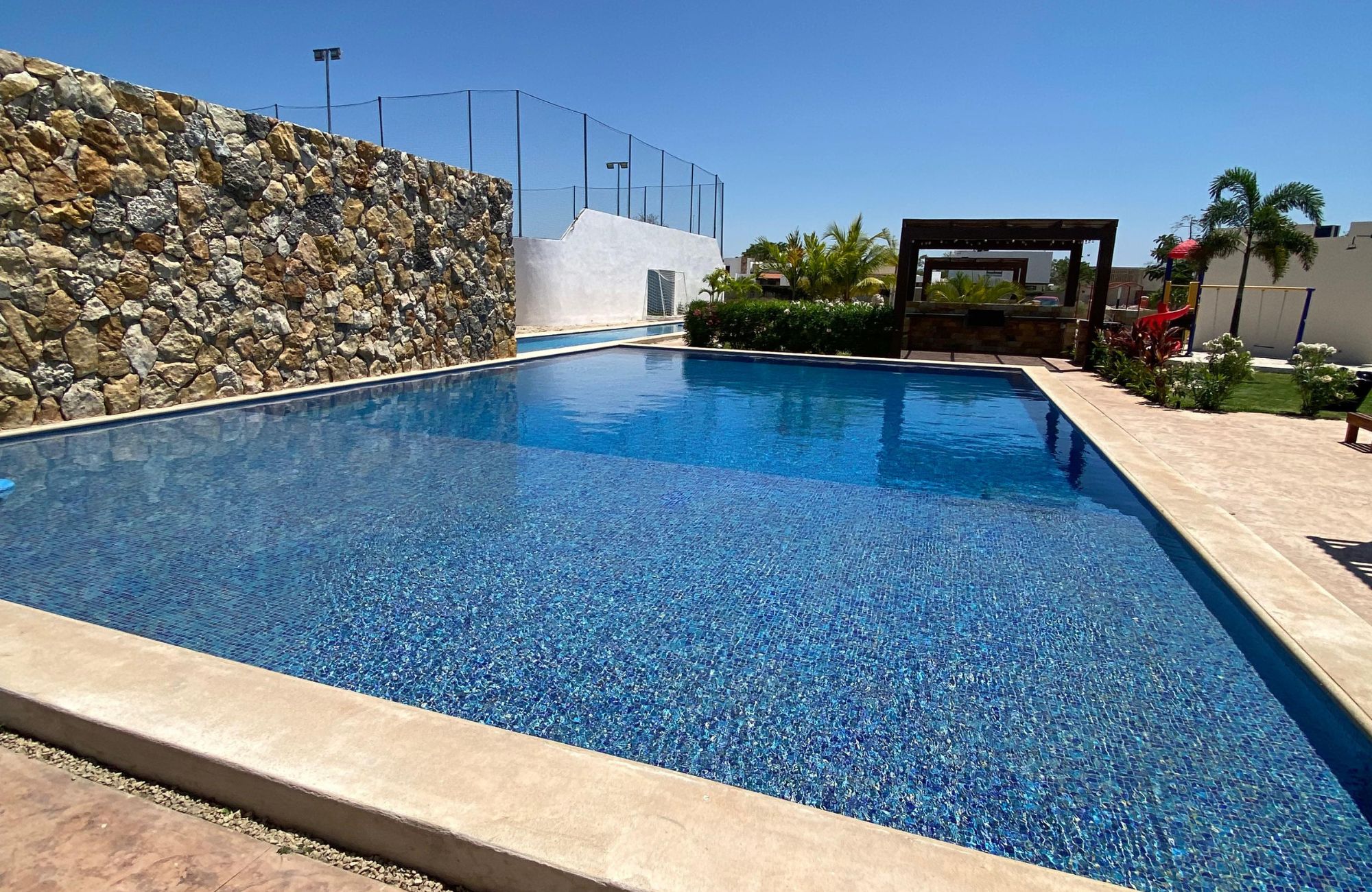 Villa with Direct Beach Access for Sale, Chicxulub, Yucat&aacute;n