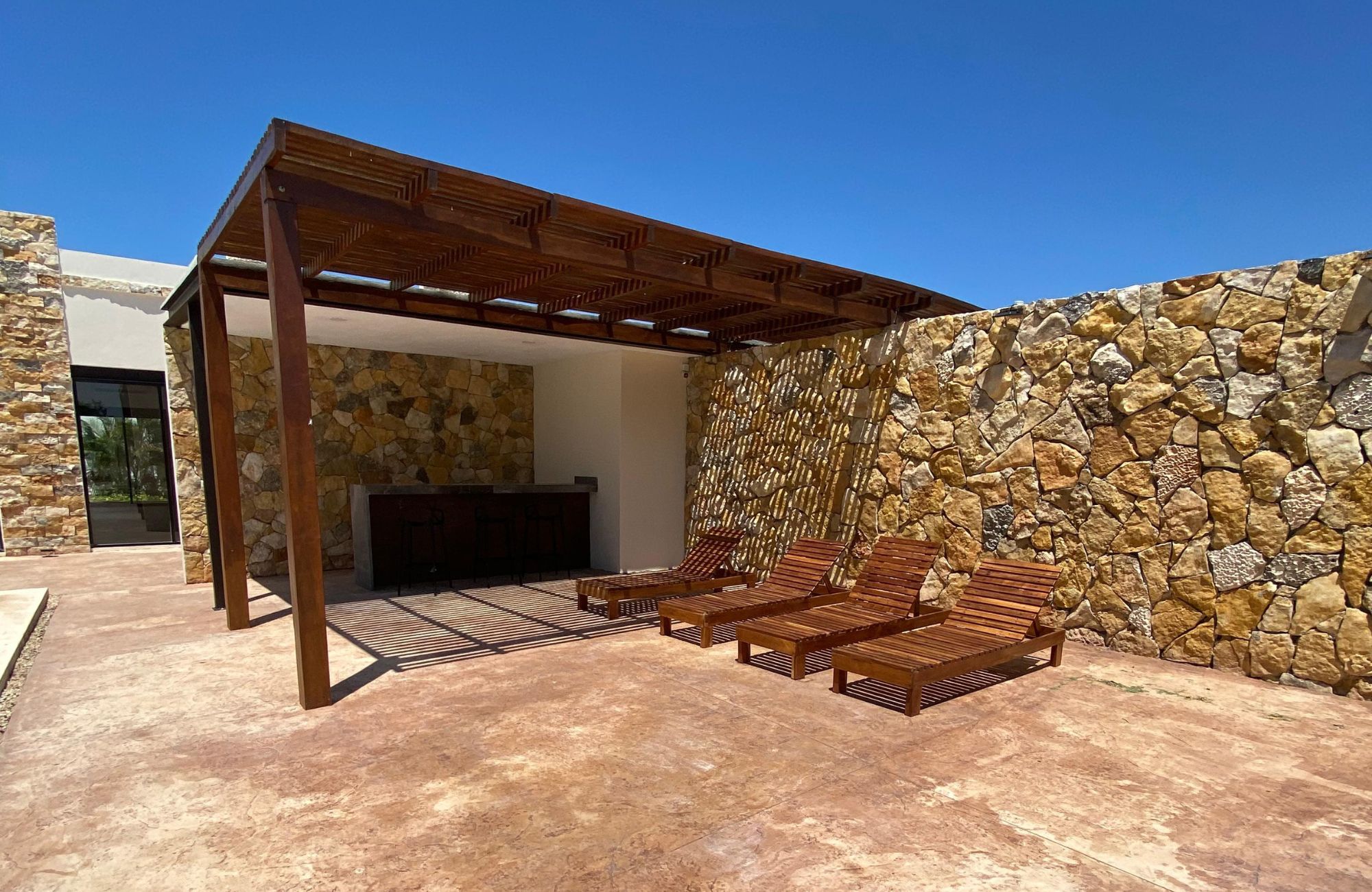 Villa with Direct Beach Access for Sale, Chicxulub, Yucat&aacute;n