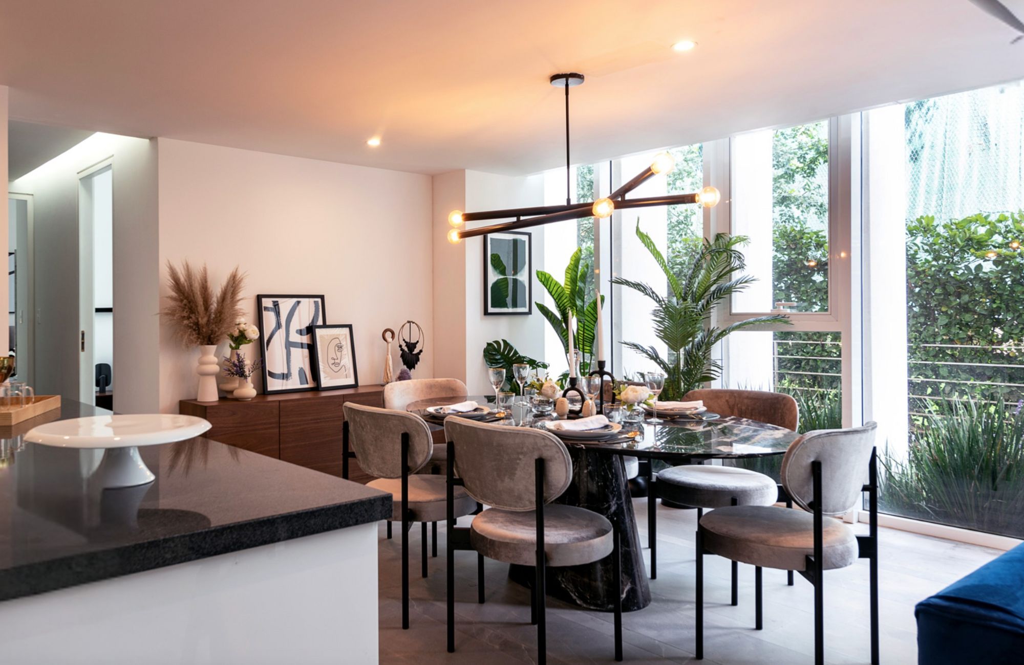 Condo with cinema, pool, gym with spinning zone, golf course view, service room, with bathroom, amenities for the whole family, pre-construc