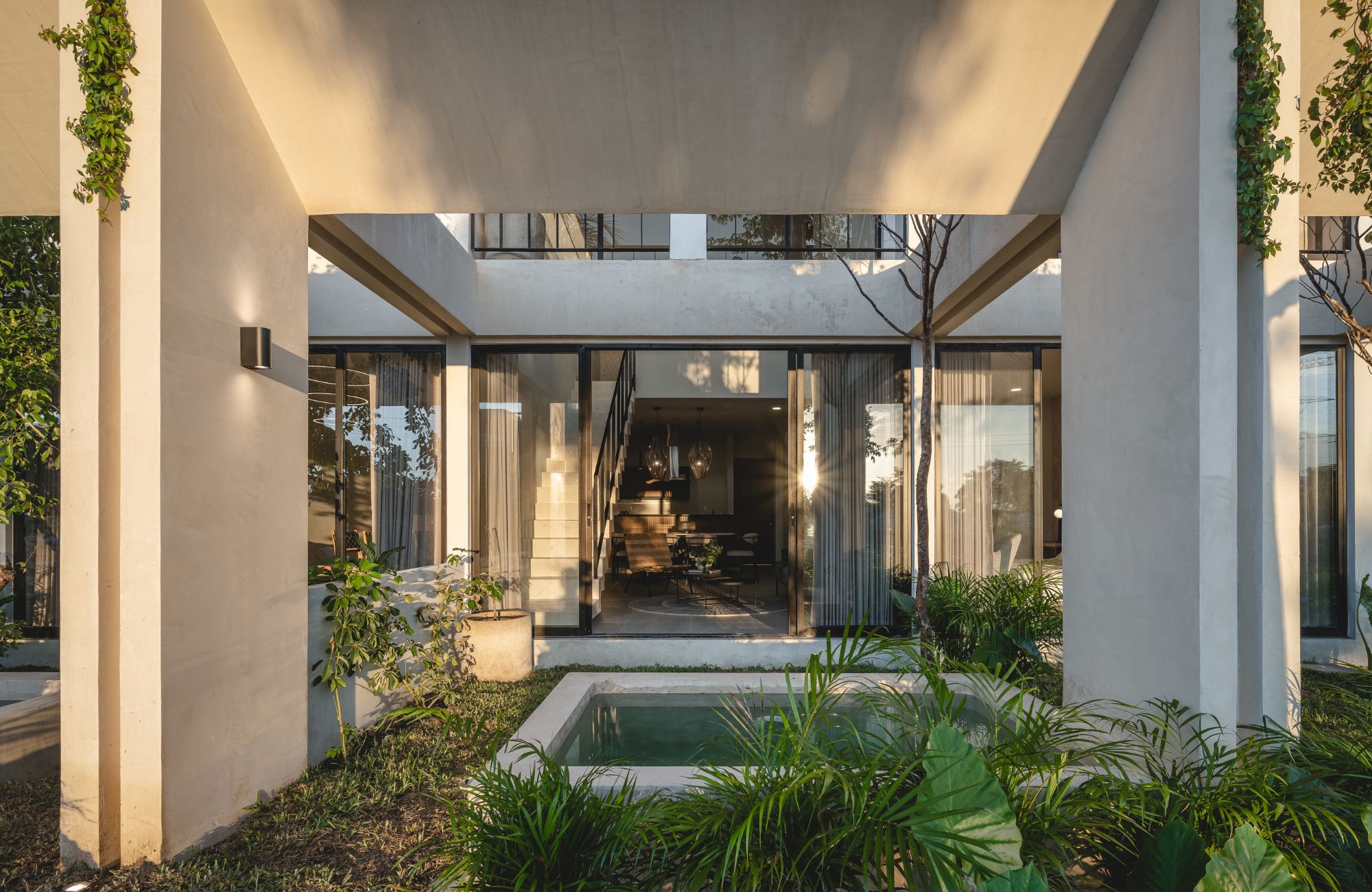 Condo close to the beach, ocean view rooftop pool, for sale, Progreso, Merida, Yucatan.