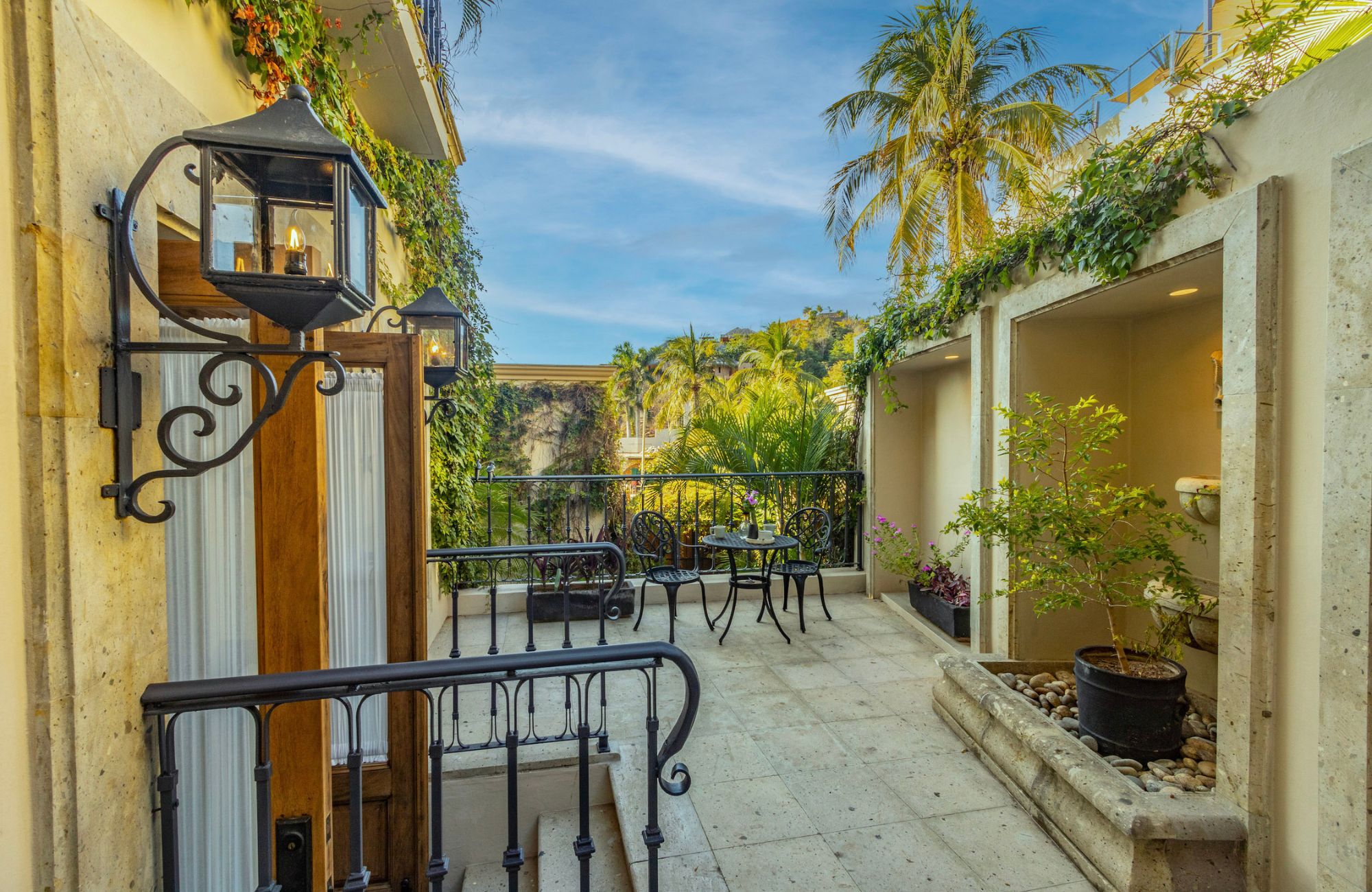 Residence surrounded by natural reserve with private pool for sale, Playa &Oacute;rgano, Huatulco&nbsp;&nbsp;