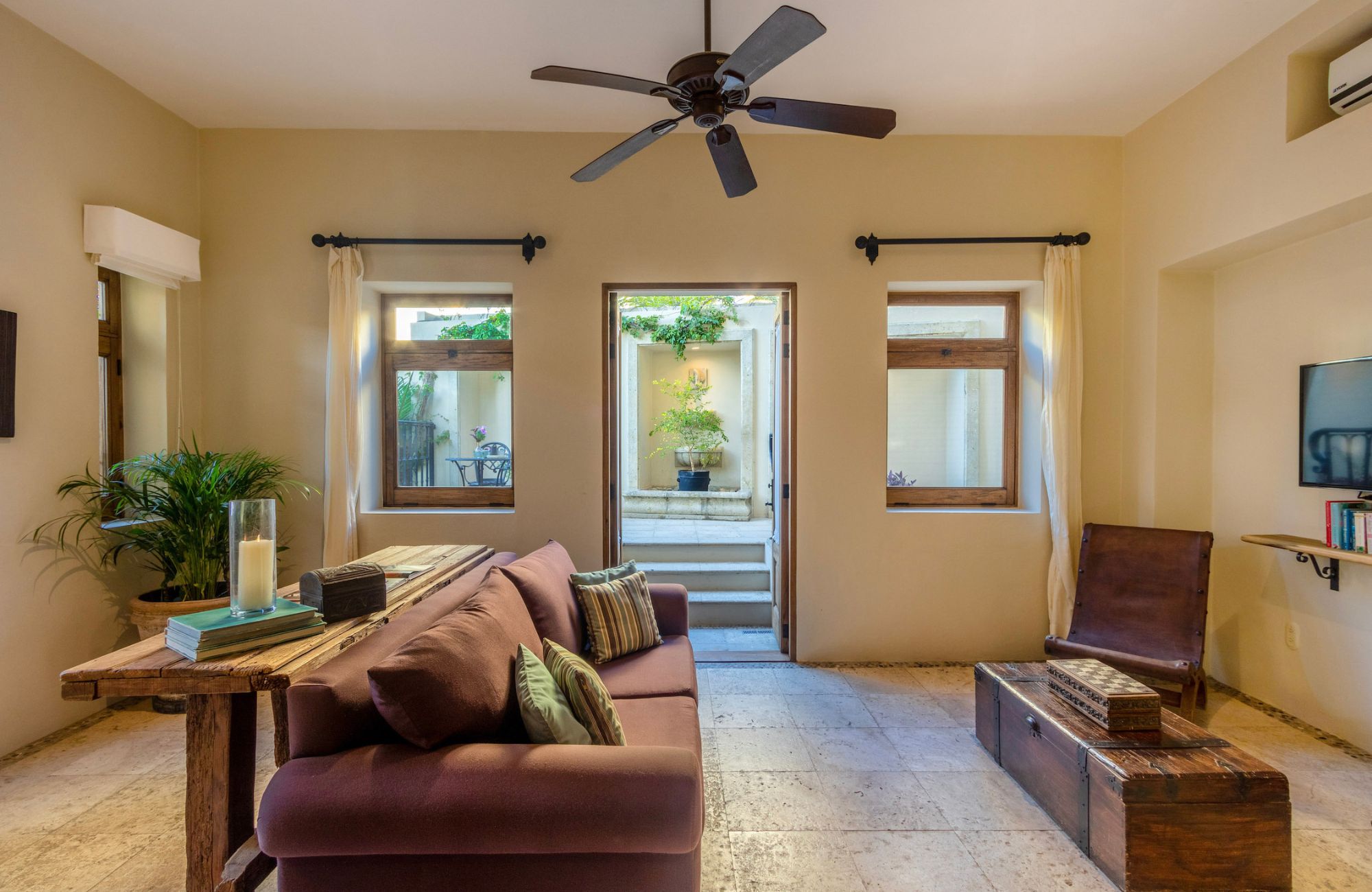 Residence surrounded by natural reserve with private pool for sale, Playa &Oacute;rgano, Huatulco&nbsp;&nbsp;