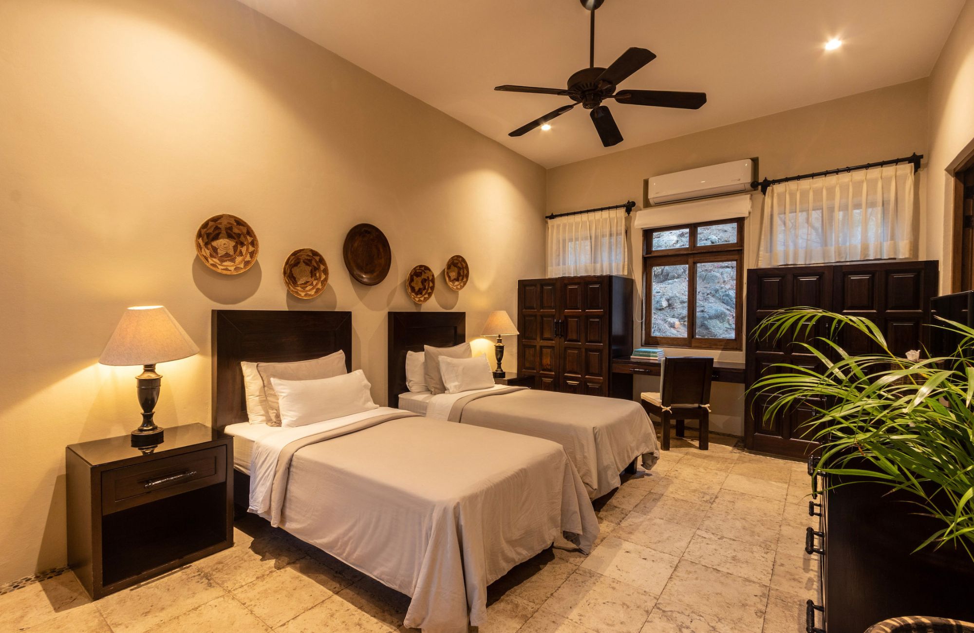 Residence surrounded by natural reserve with private pool for sale, Playa &Oacute;rgano, Huatulco&nbsp;&nbsp;