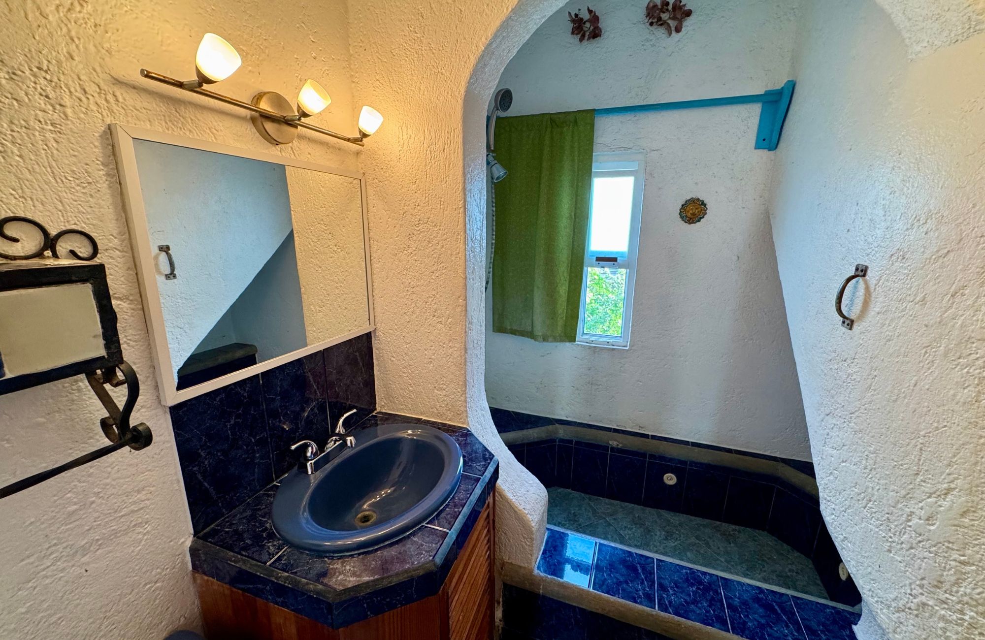 Apartment with pool, paddle tennis court, bar, grill, jacuzzi, for sale Cozumel