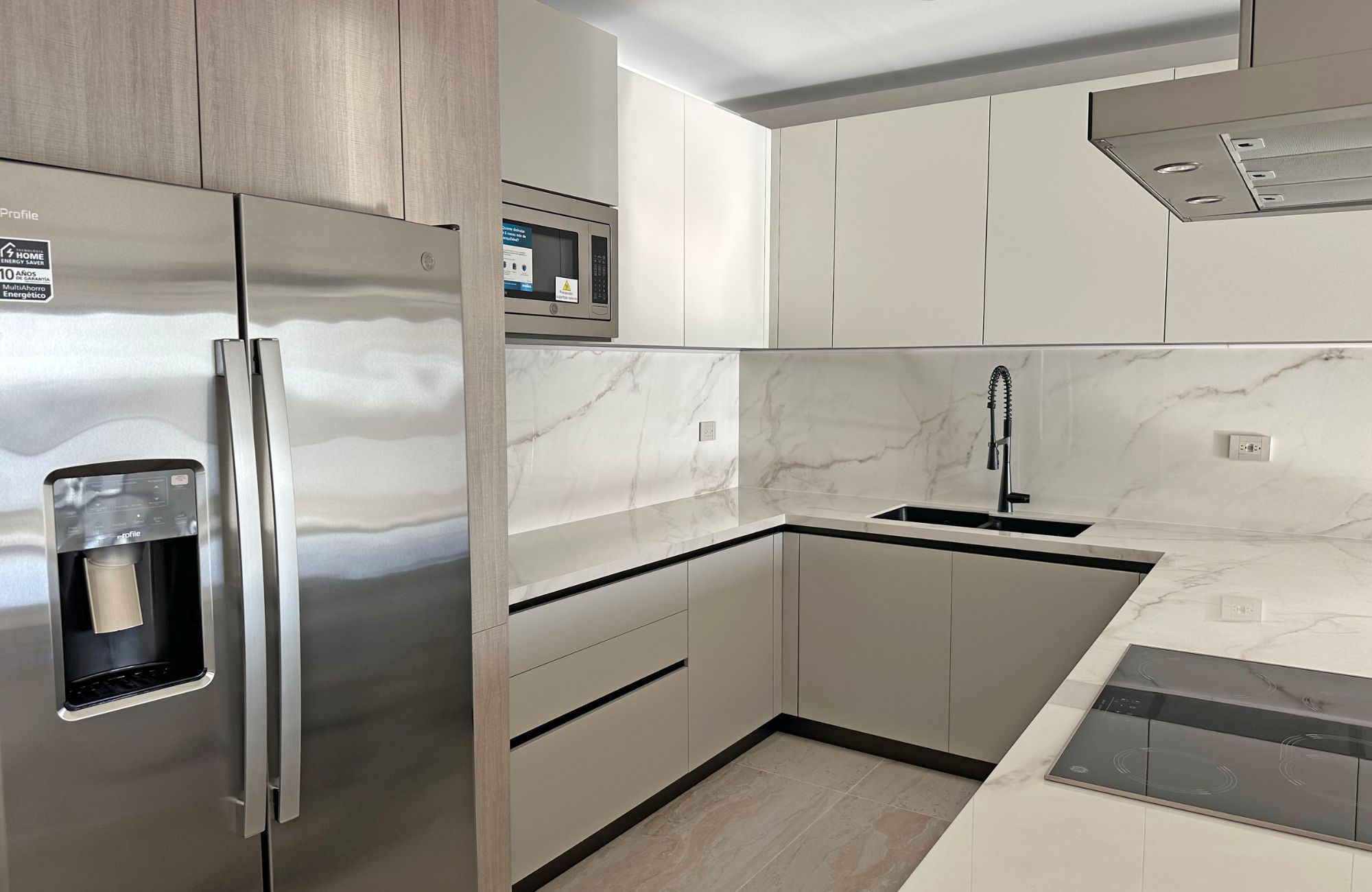 Condo with ocean view, beach club and access to the sea, golf, sports courts, spa and more, pre-construction, sale Huatulco.