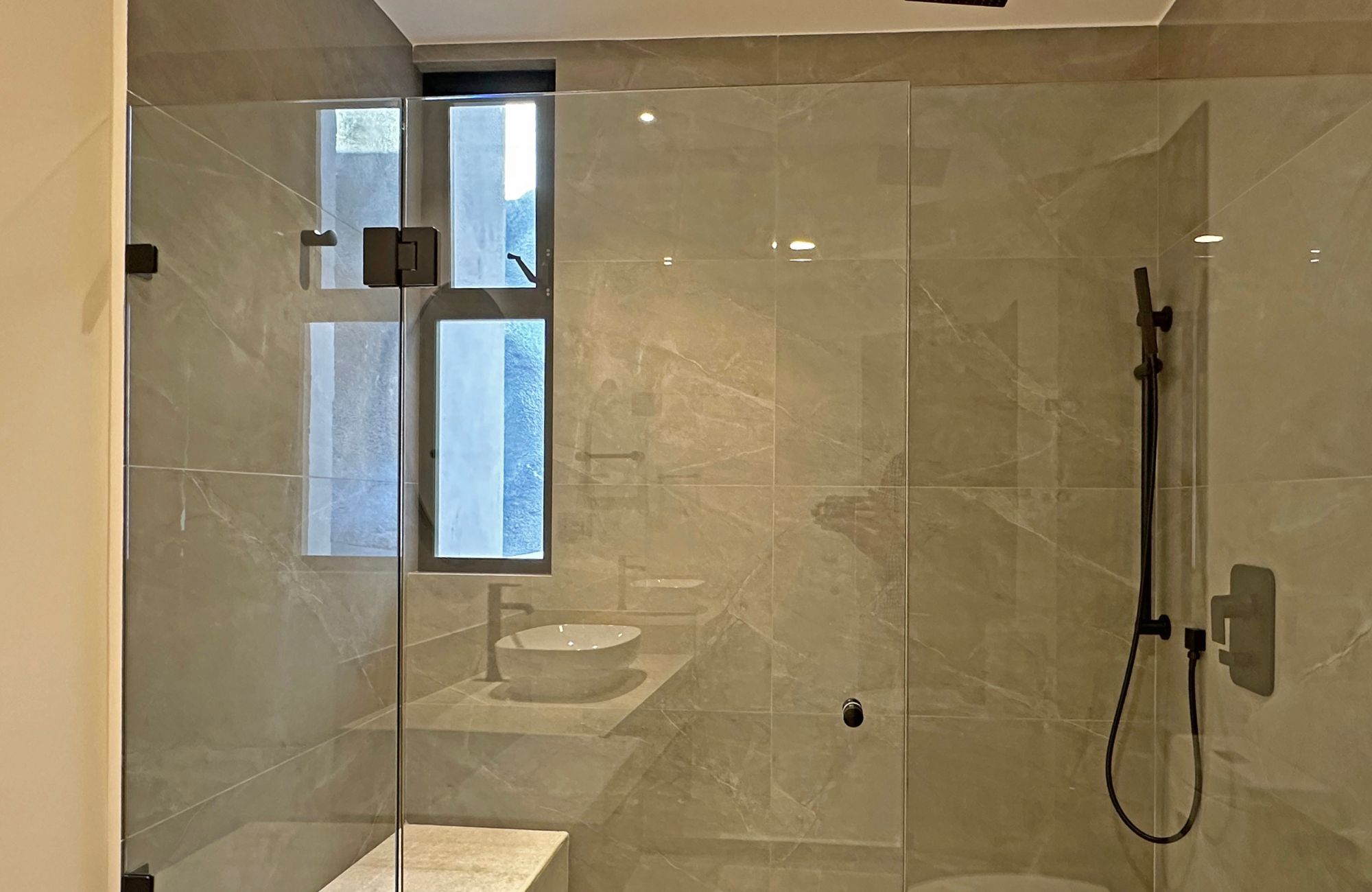 Condo with ocean view, beach club and access to the sea, golf, sports courts, spa and more, pre-construction, sale Huatulco.