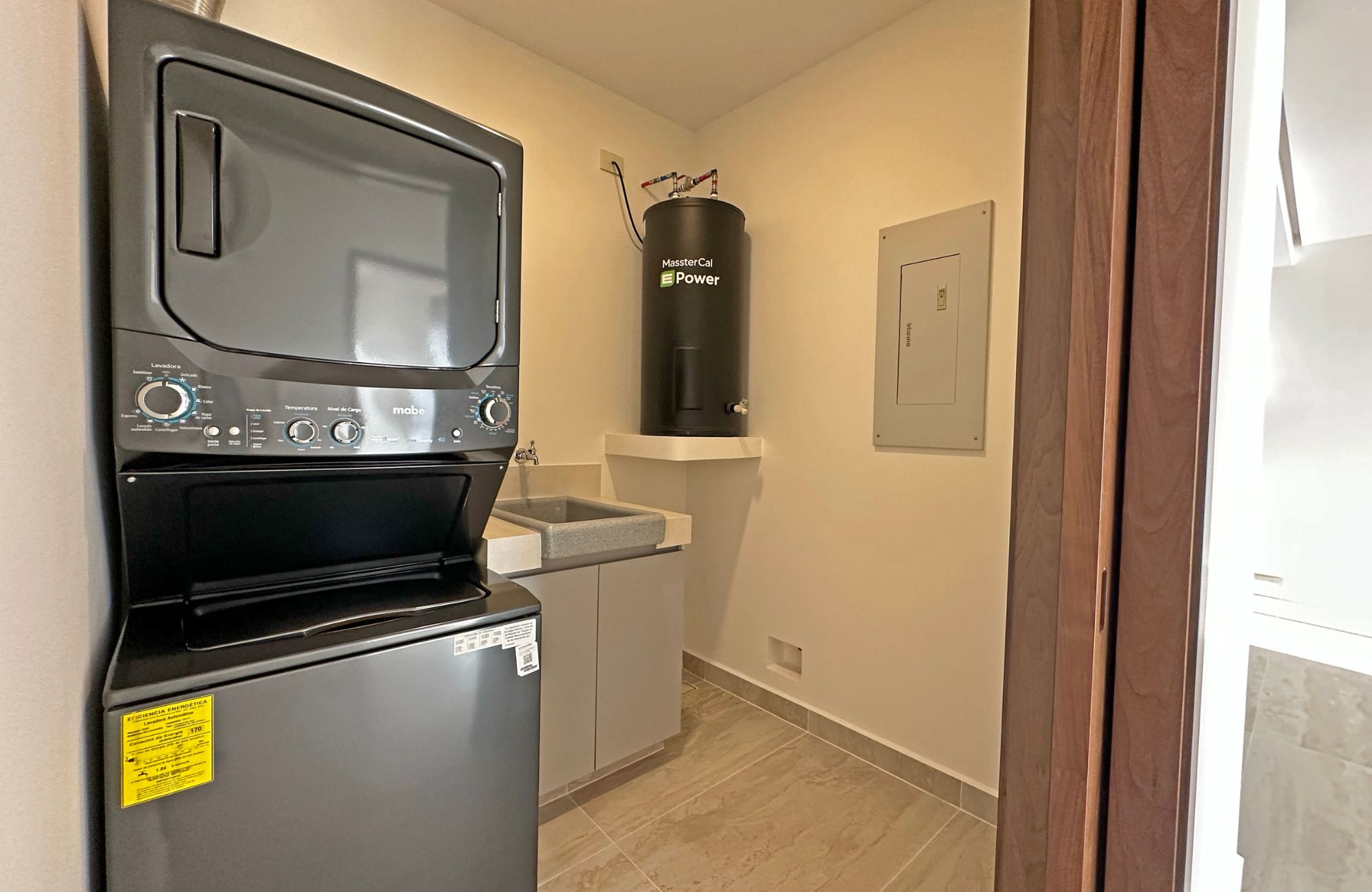 Condo with ocean view, beach club and access to the sea, golf, sports courts, spa and more, pre-construction, sale Huatulco.