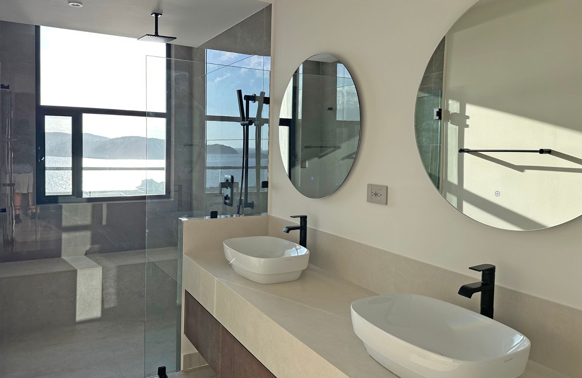 Condo with ocean view, beach club and access to the sea, golf, sports courts, spa and more, pre-construction, sale Huatulco.